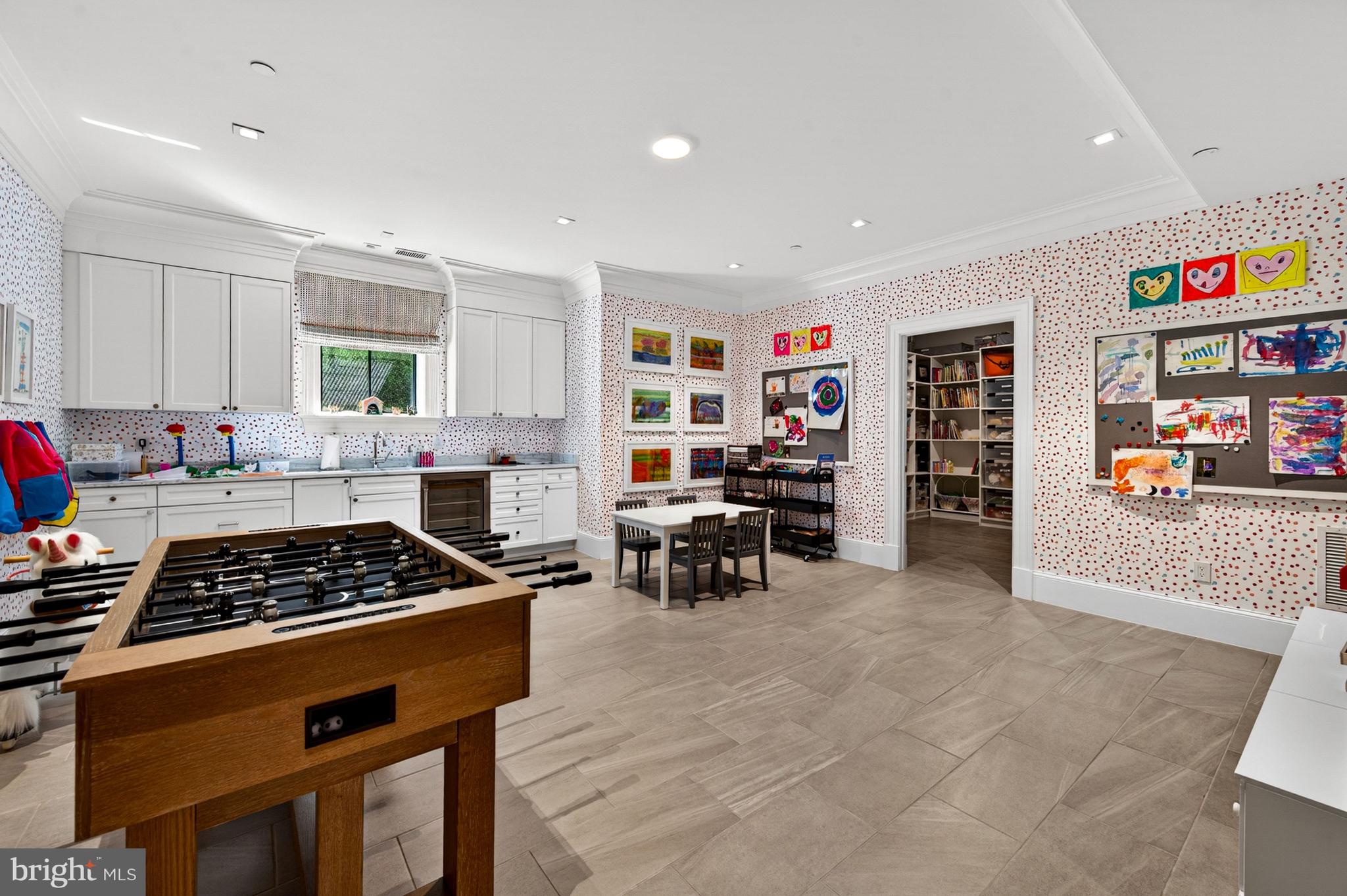 PHILLIPS PARK - Residential