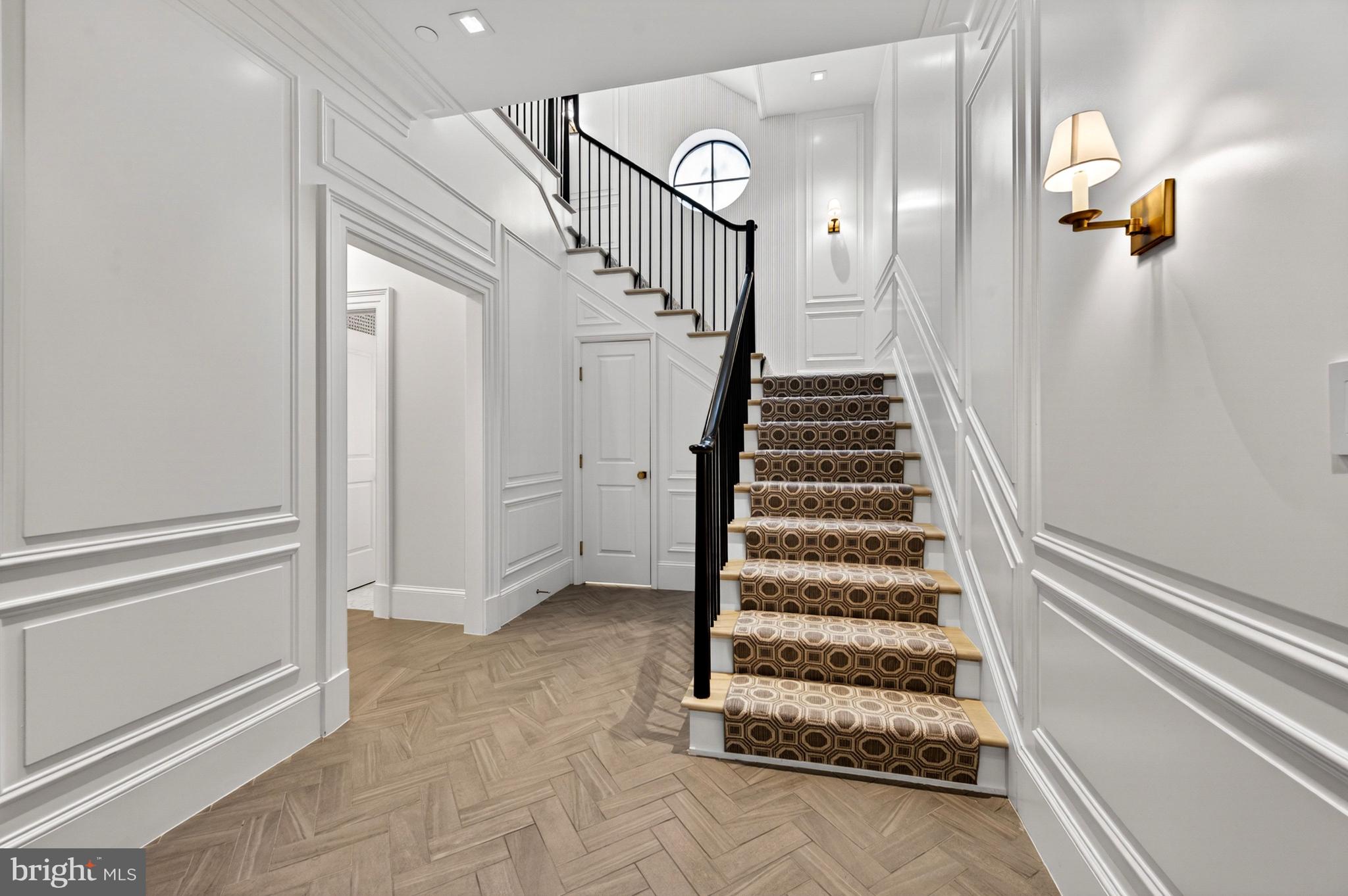 PHILLIPS PARK - Residential