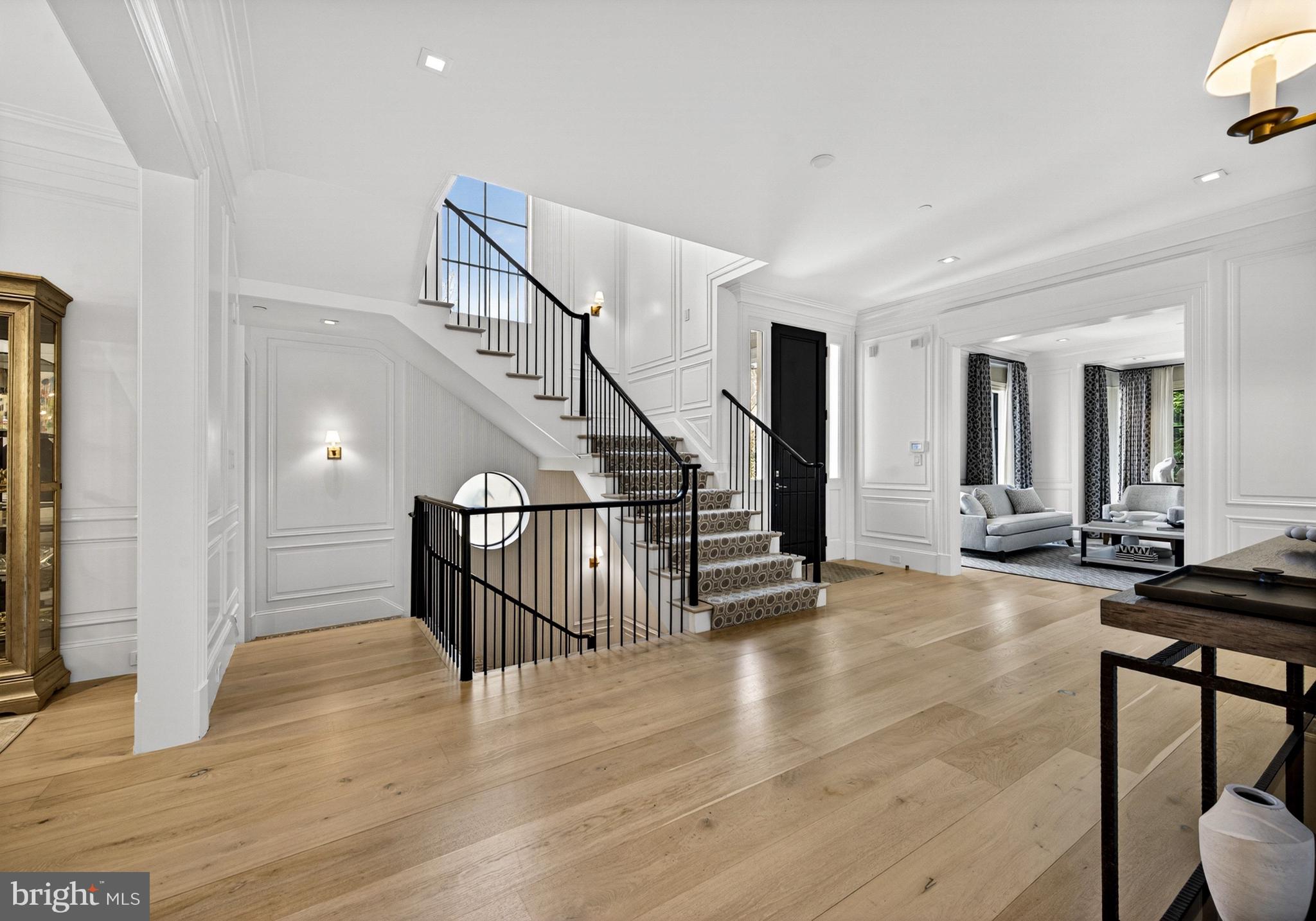 PHILLIPS PARK - Residential