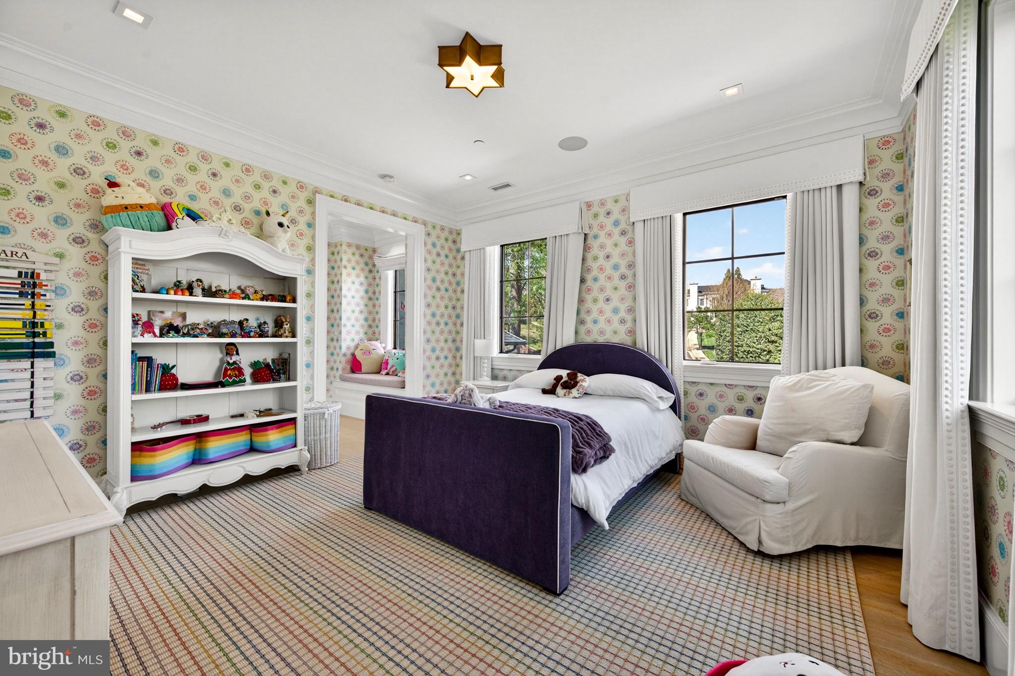 PHILLIPS PARK - Residential