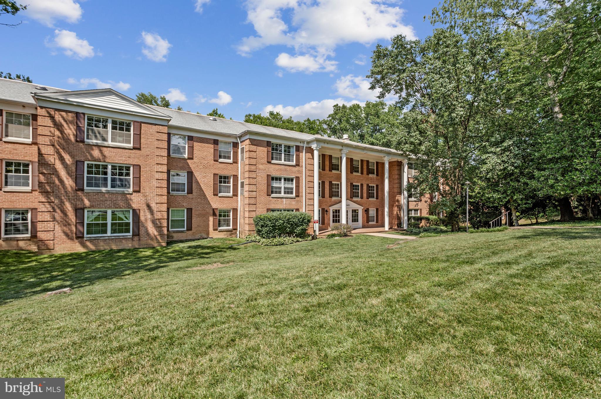 COLONIES AT MCLEAN - Residential