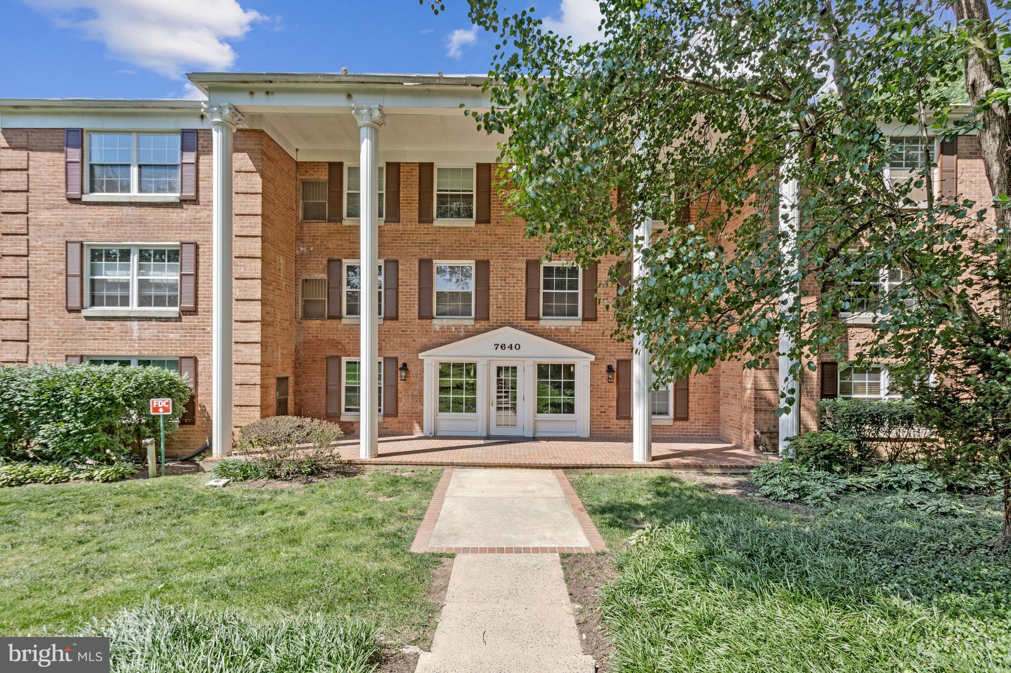 COLONIES AT MCLEAN - Residential