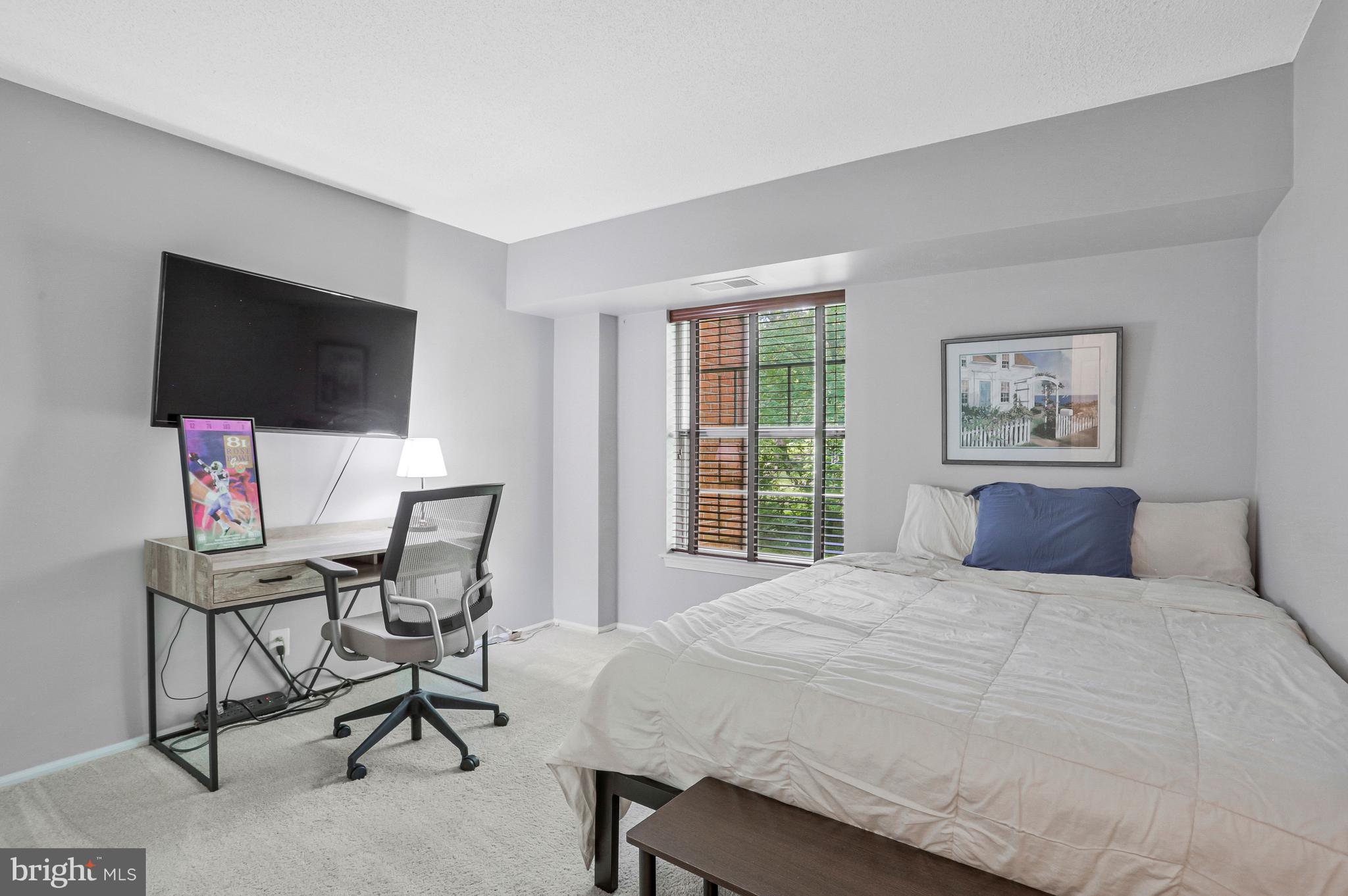 COLONIES AT MCLEAN - Residential
