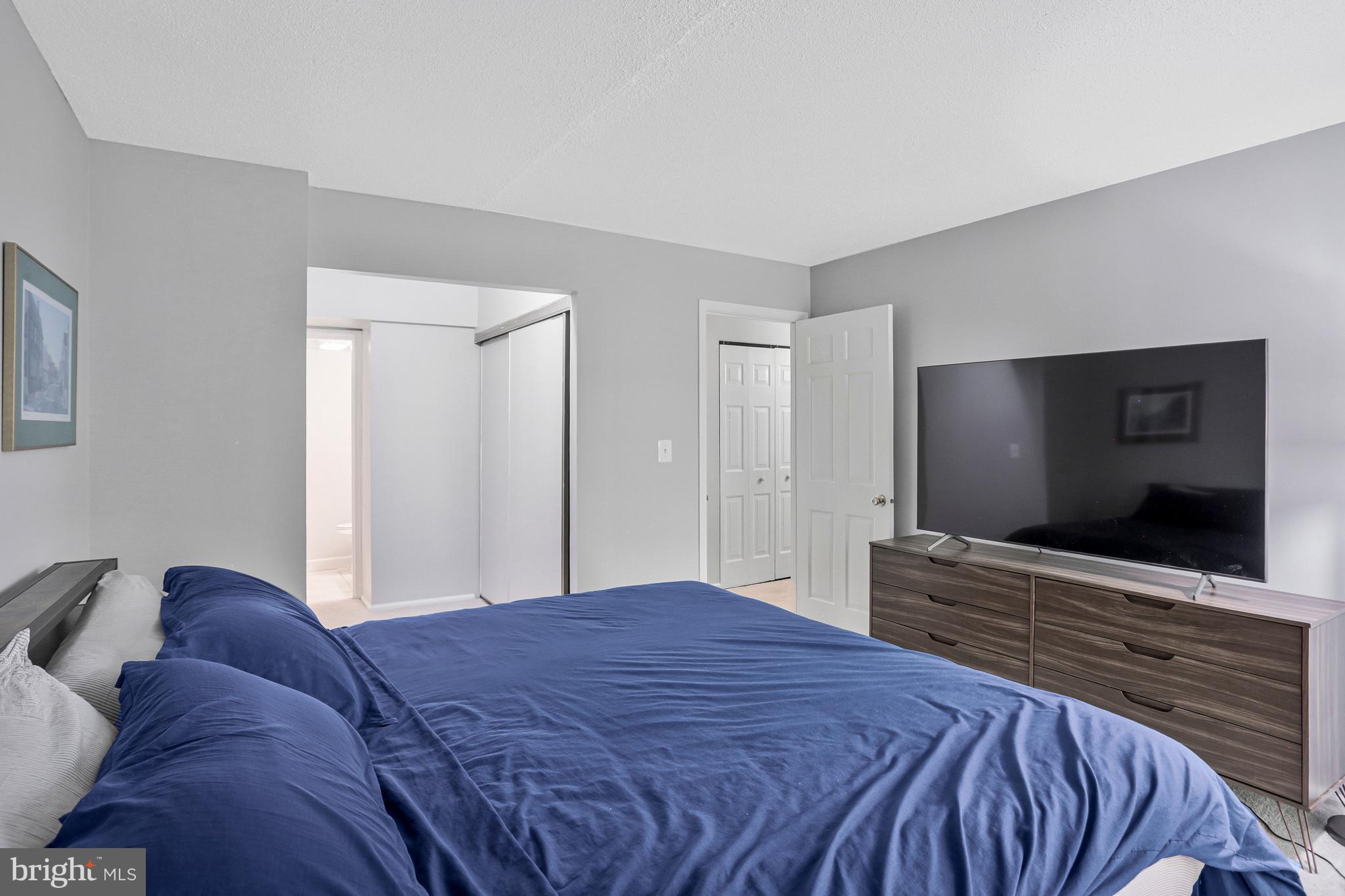 COLONIES AT MCLEAN - Residential