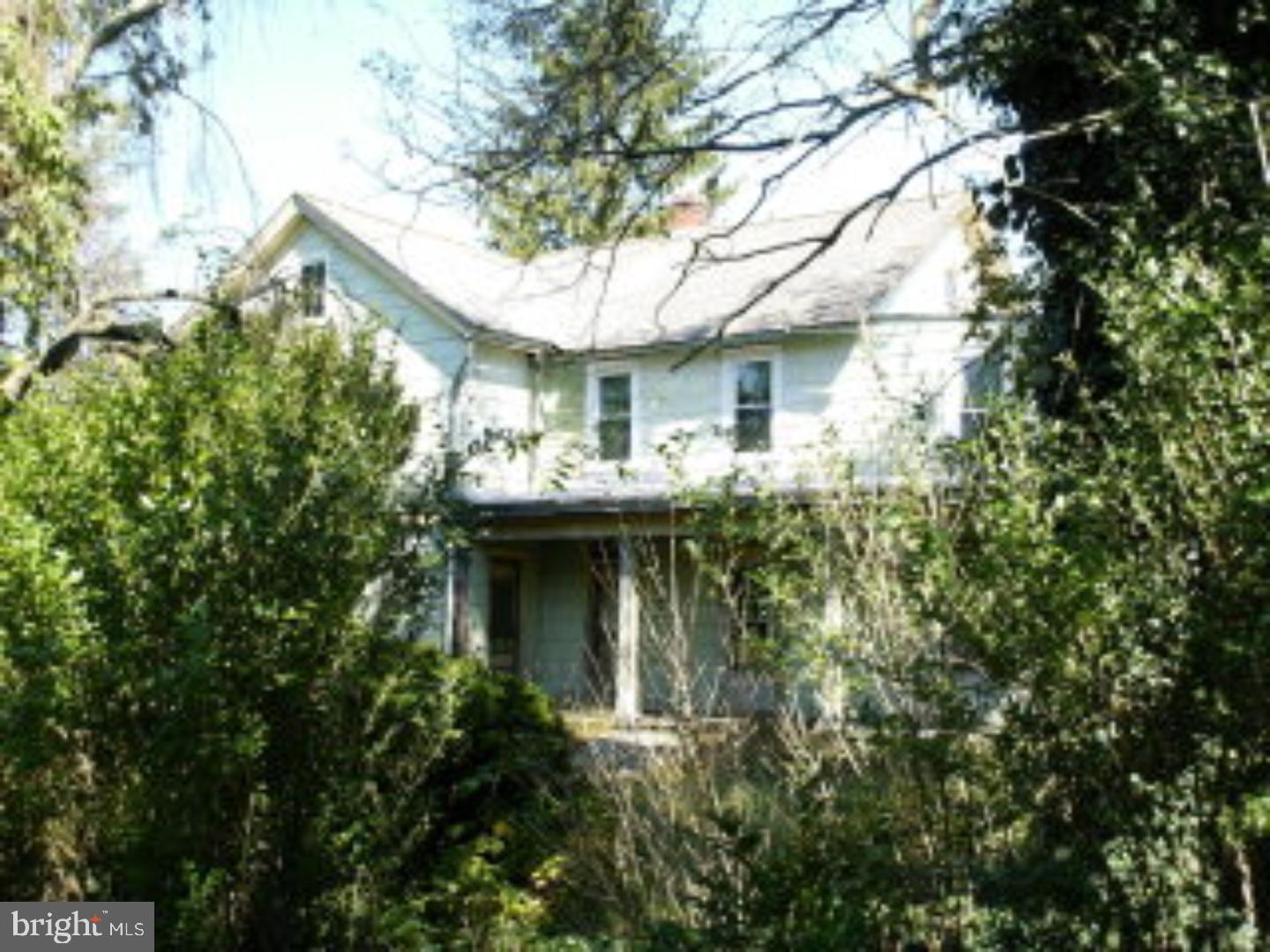2-STORY FARM HOUSE AS IS, LARGE 2-STORY BANK BARN 43X150, 1ST FLOOR HAS 55 TIE STALLS, 2ND FLOOR STORAGE FOR BAY AND GRAIN, 3 SILOS (2 CONCRETE AND 1 TILE) 9 BAY EQUIPMENT SHED, 7 BAY LOOSE HOUSING 2 STORY BARN 19X79, 3 LARGE BUSHEL GRAIN STORAGE BINS, SALE SUBJECT TO FINAL SUBDIVISION PLAN Mailing Address Continued: TAMAQUACrop Acres: 0Leased Acres: 0Pasture Acres: 0Wooded Acres: 0