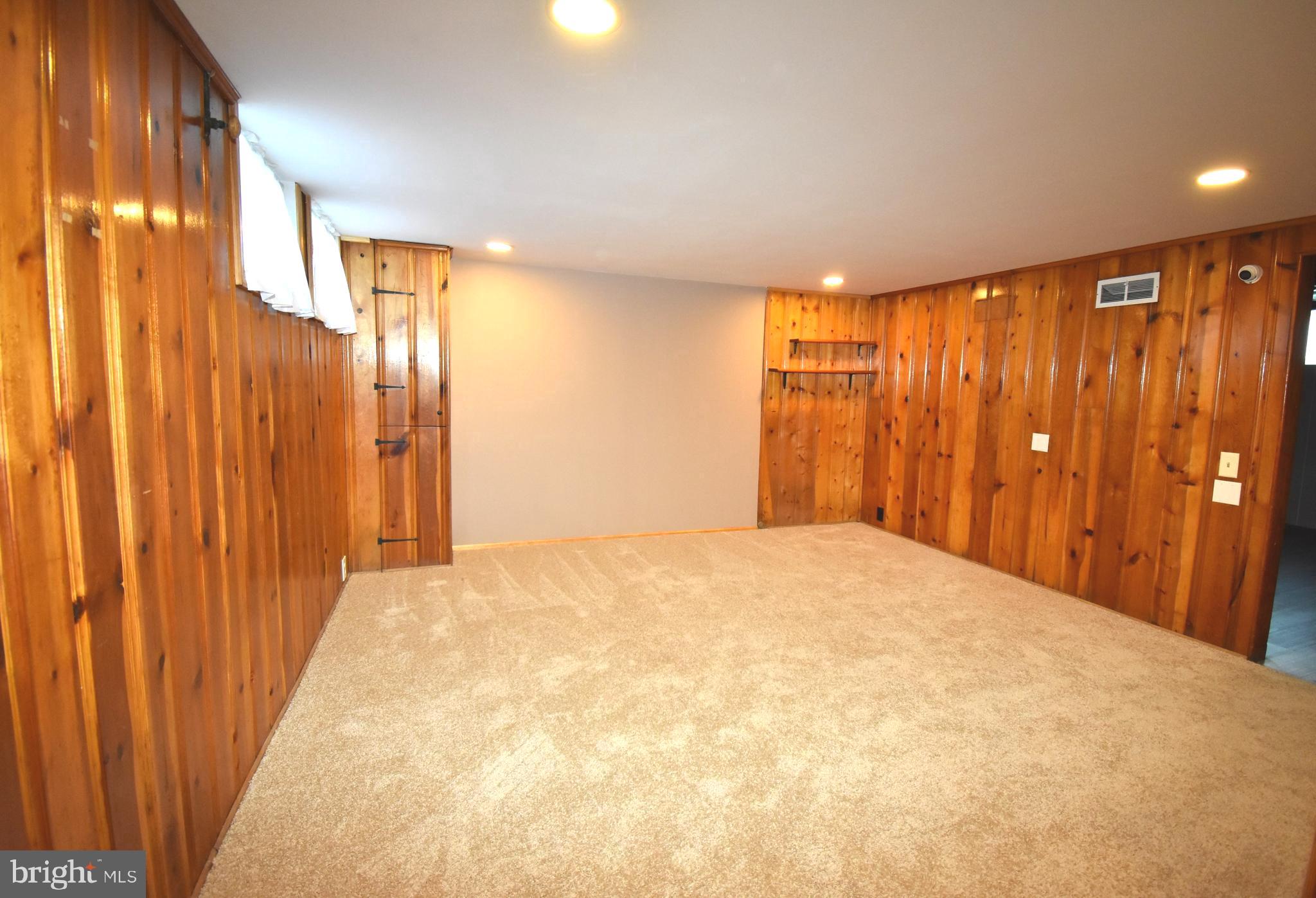 EASTFIELD - Residential