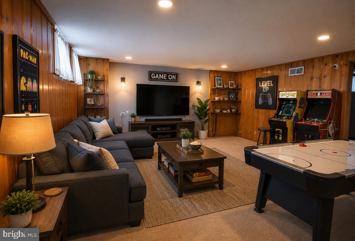 EASTFIELD - Residential