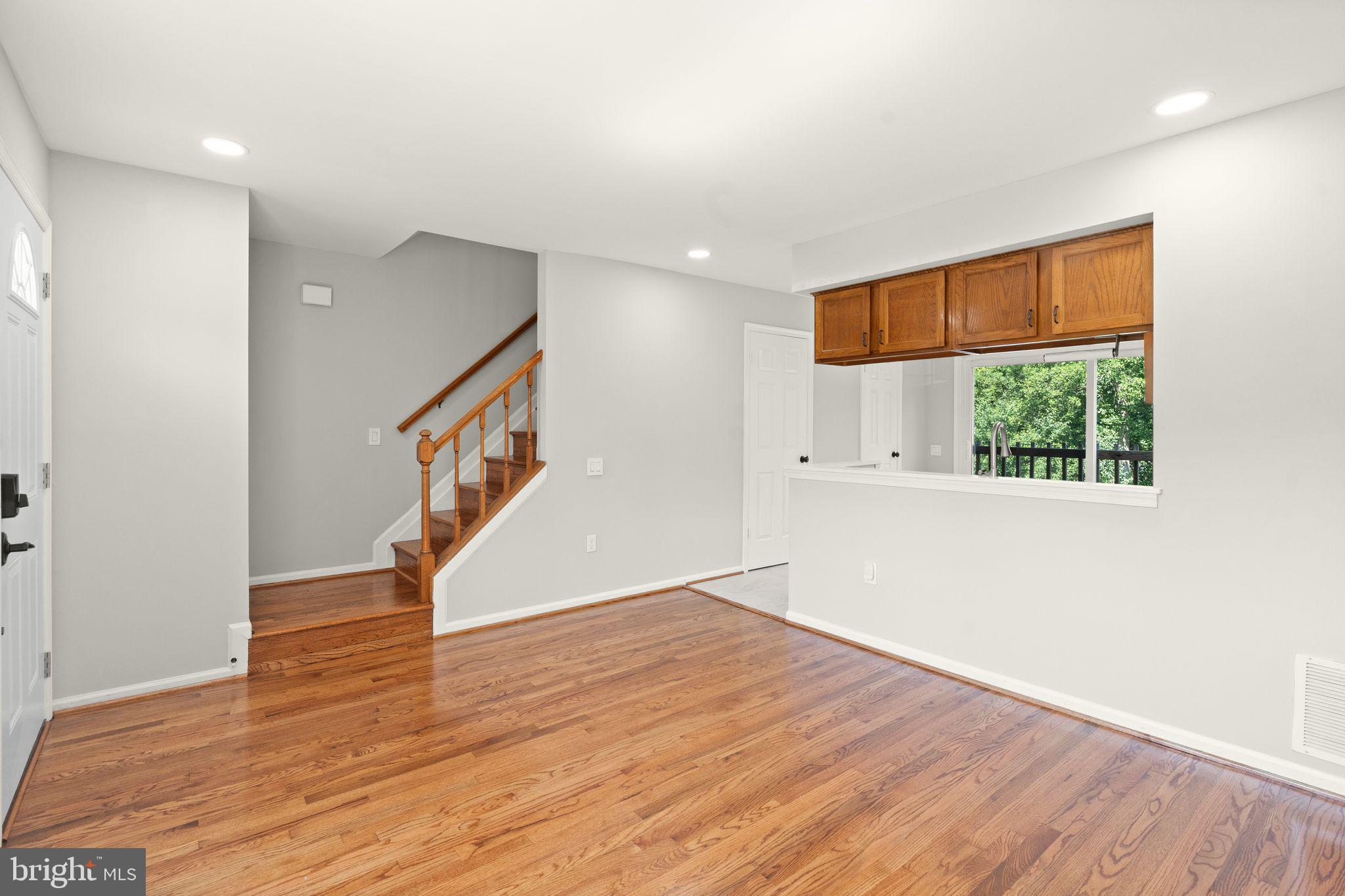 LAKE RIDGE - Residential
