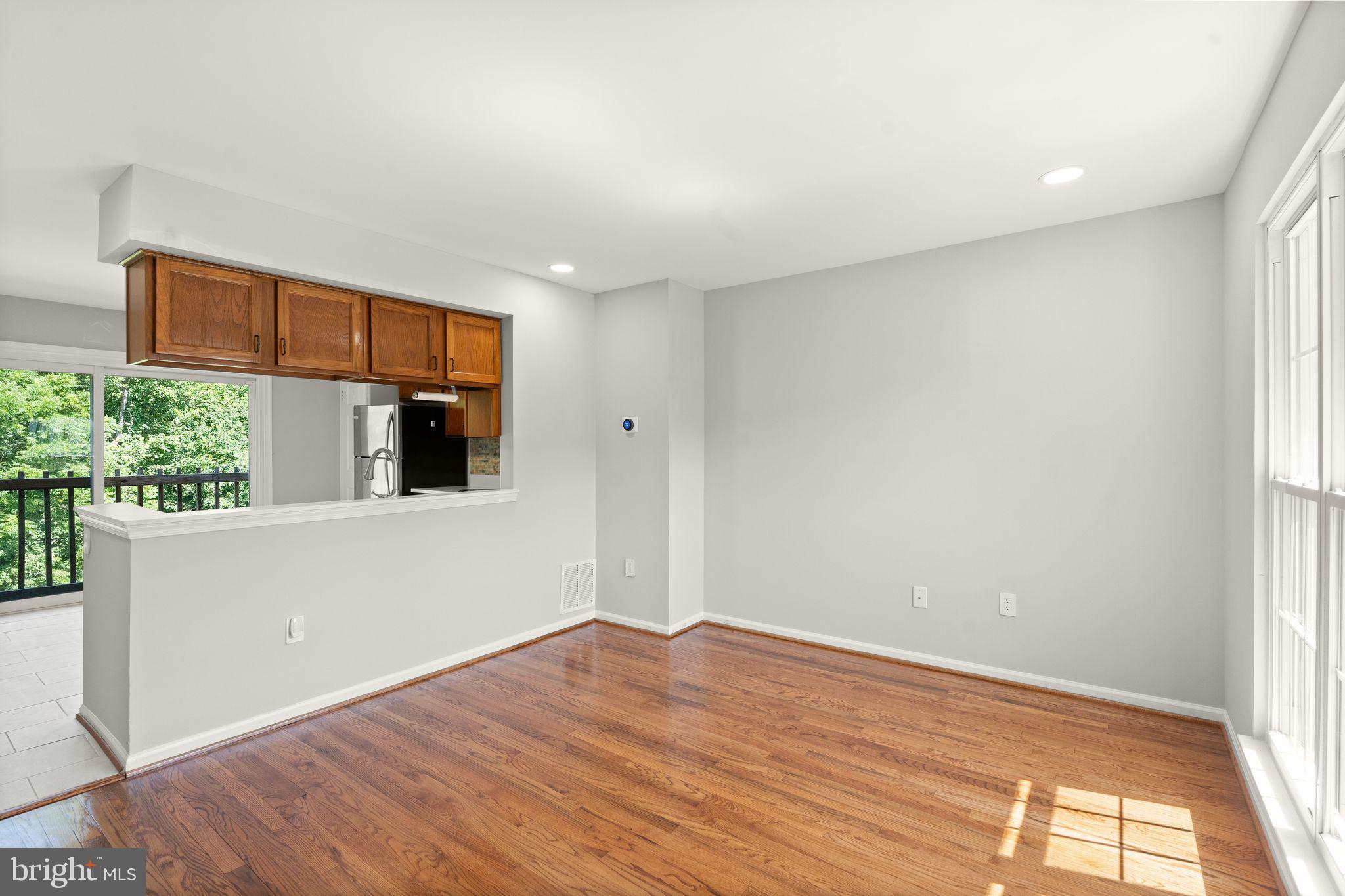 LAKE RIDGE - Residential