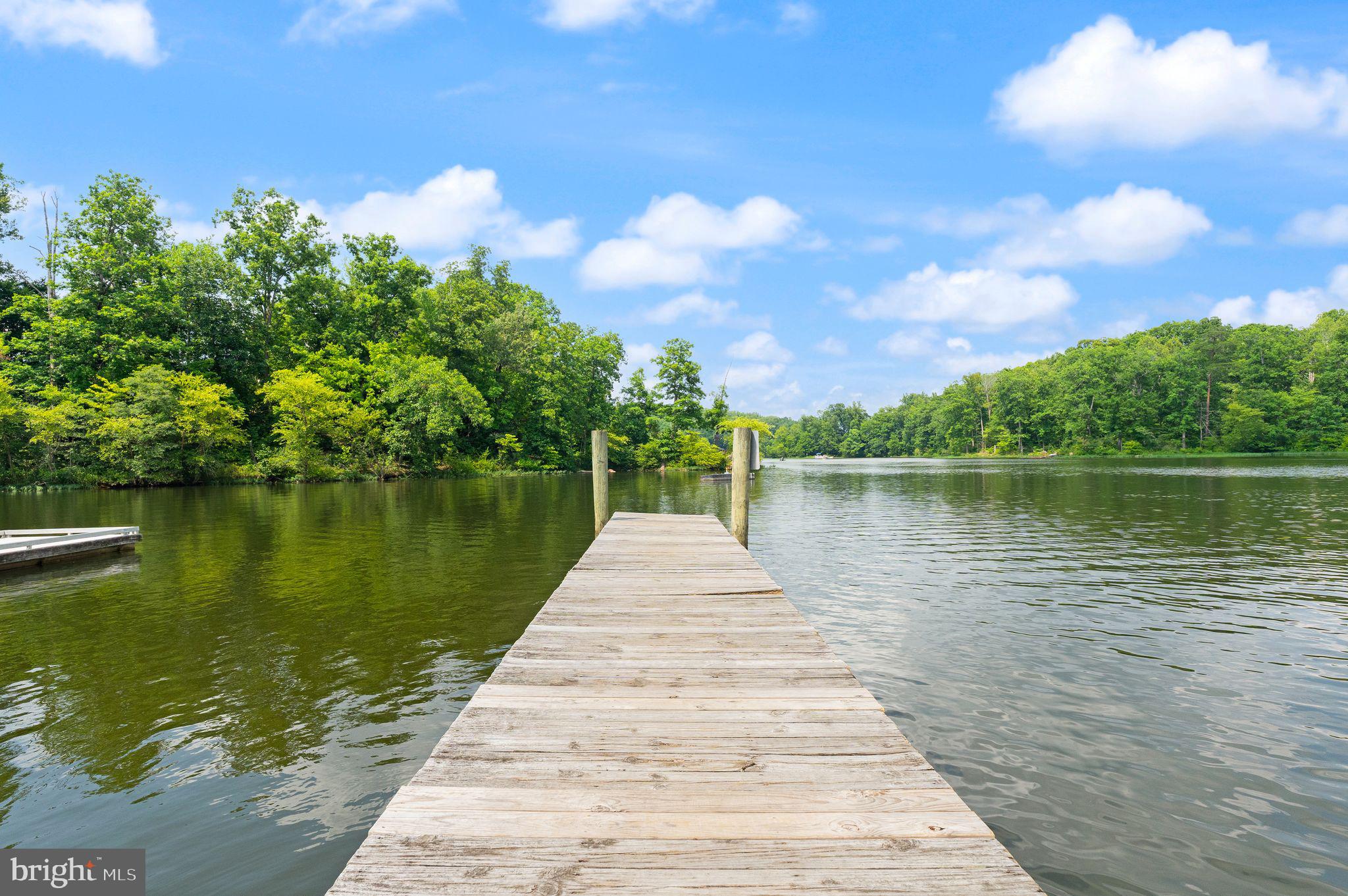 LAKE RIDGE - Residential