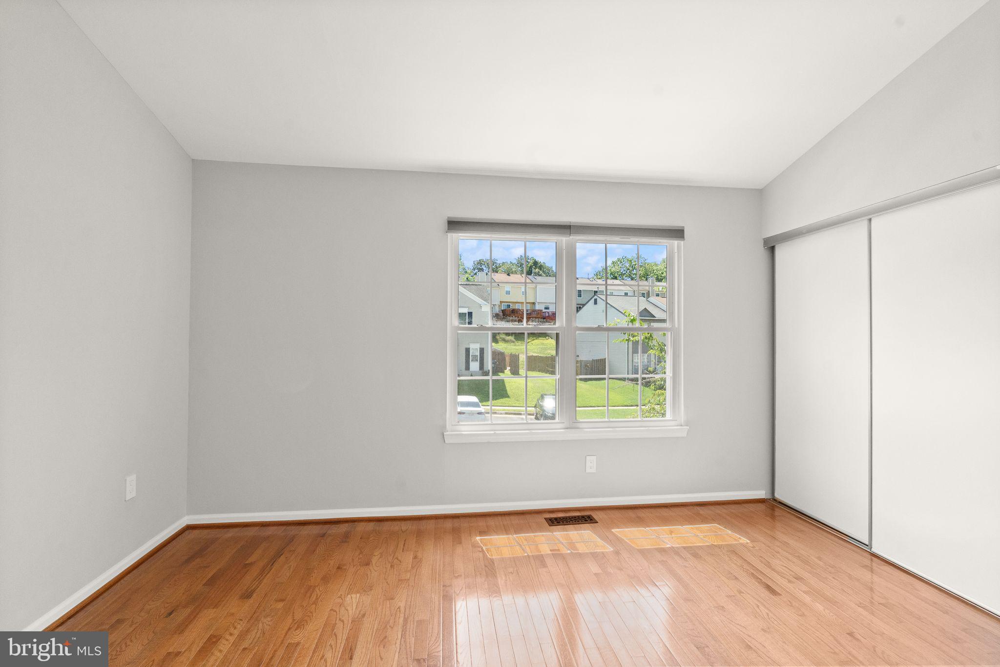 LAKE RIDGE - Residential