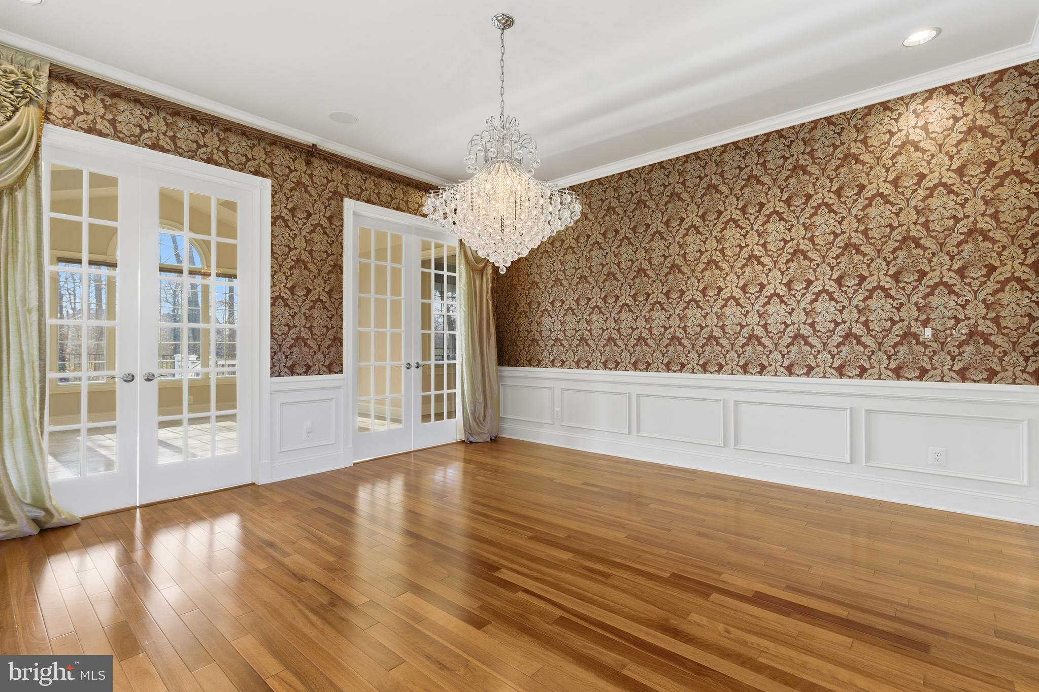 BELMONT COUNTRY CLUB - Residential