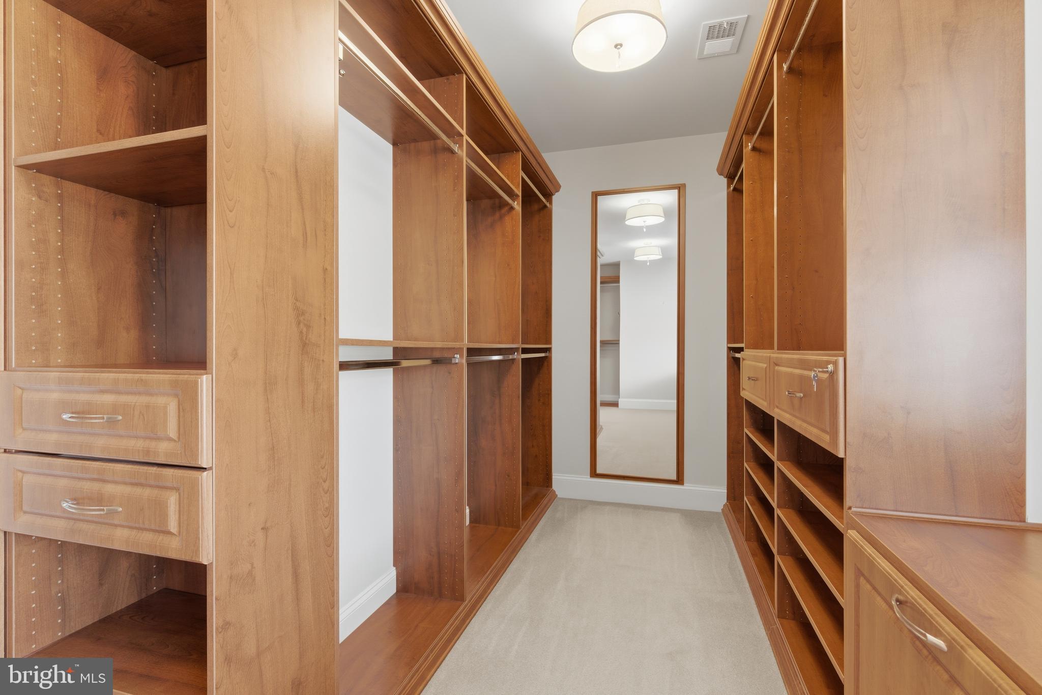 BELMONT COUNTRY CLUB - Residential