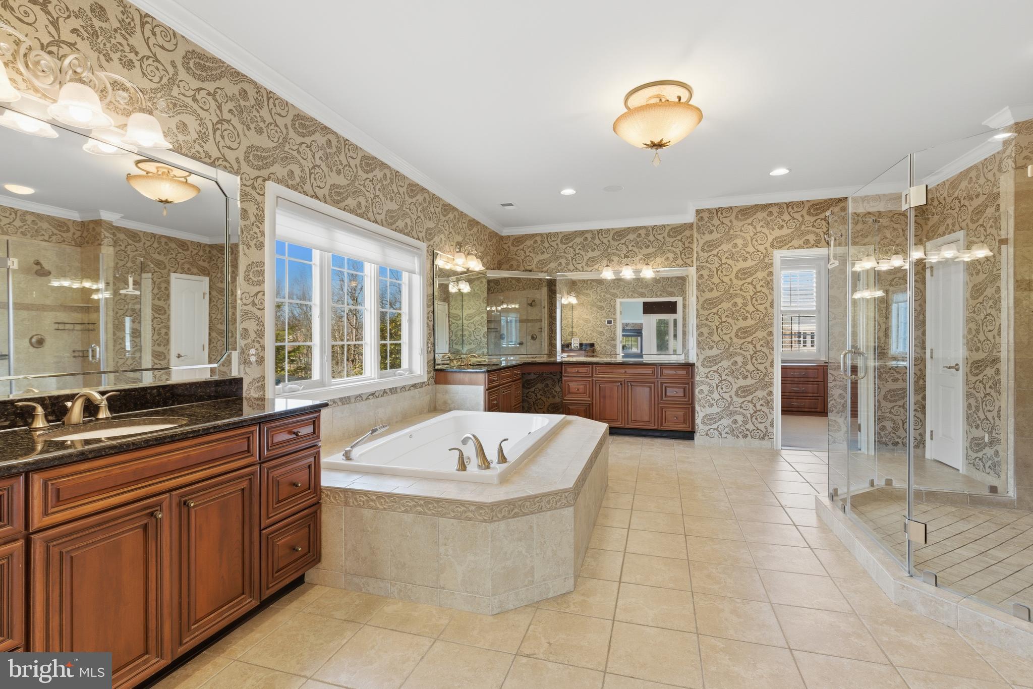 BELMONT COUNTRY CLUB - Residential