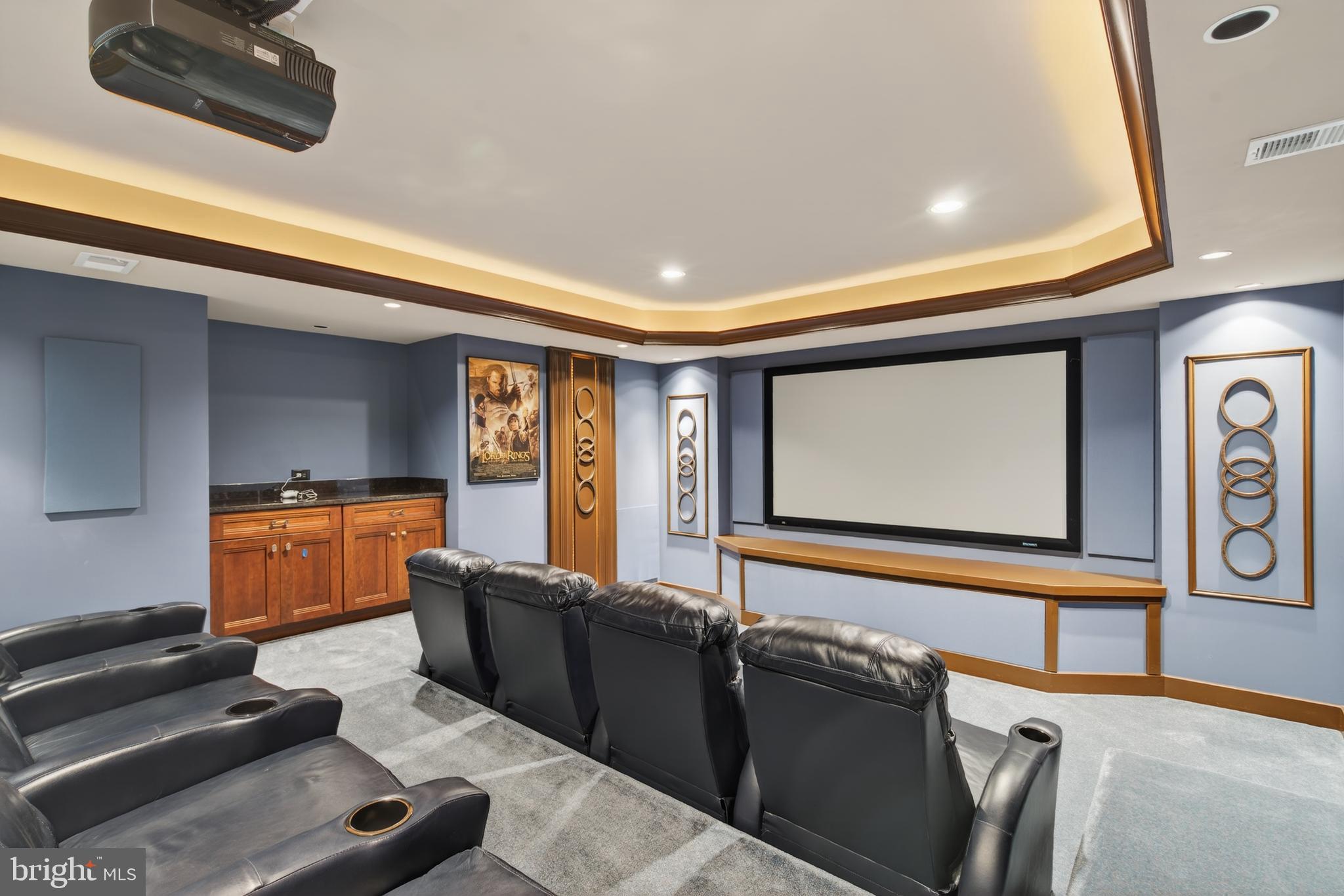 BELMONT COUNTRY CLUB - Residential