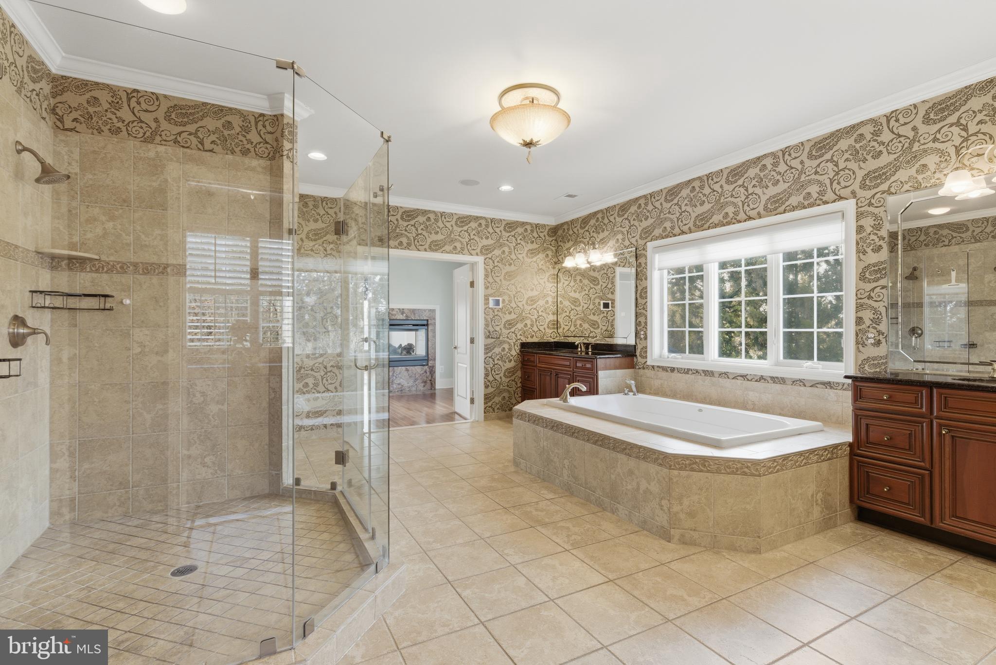 BELMONT COUNTRY CLUB - Residential