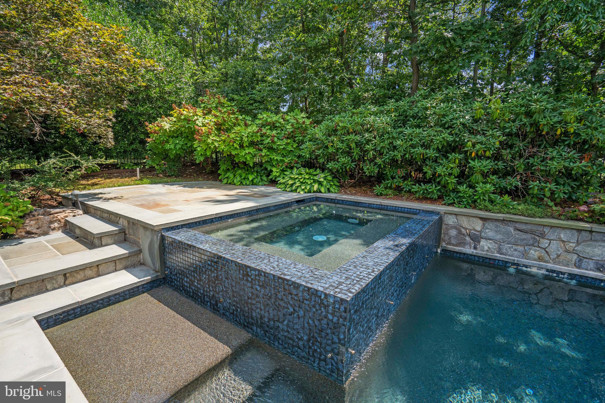 BELMONT COUNTRY CLUB - Residential