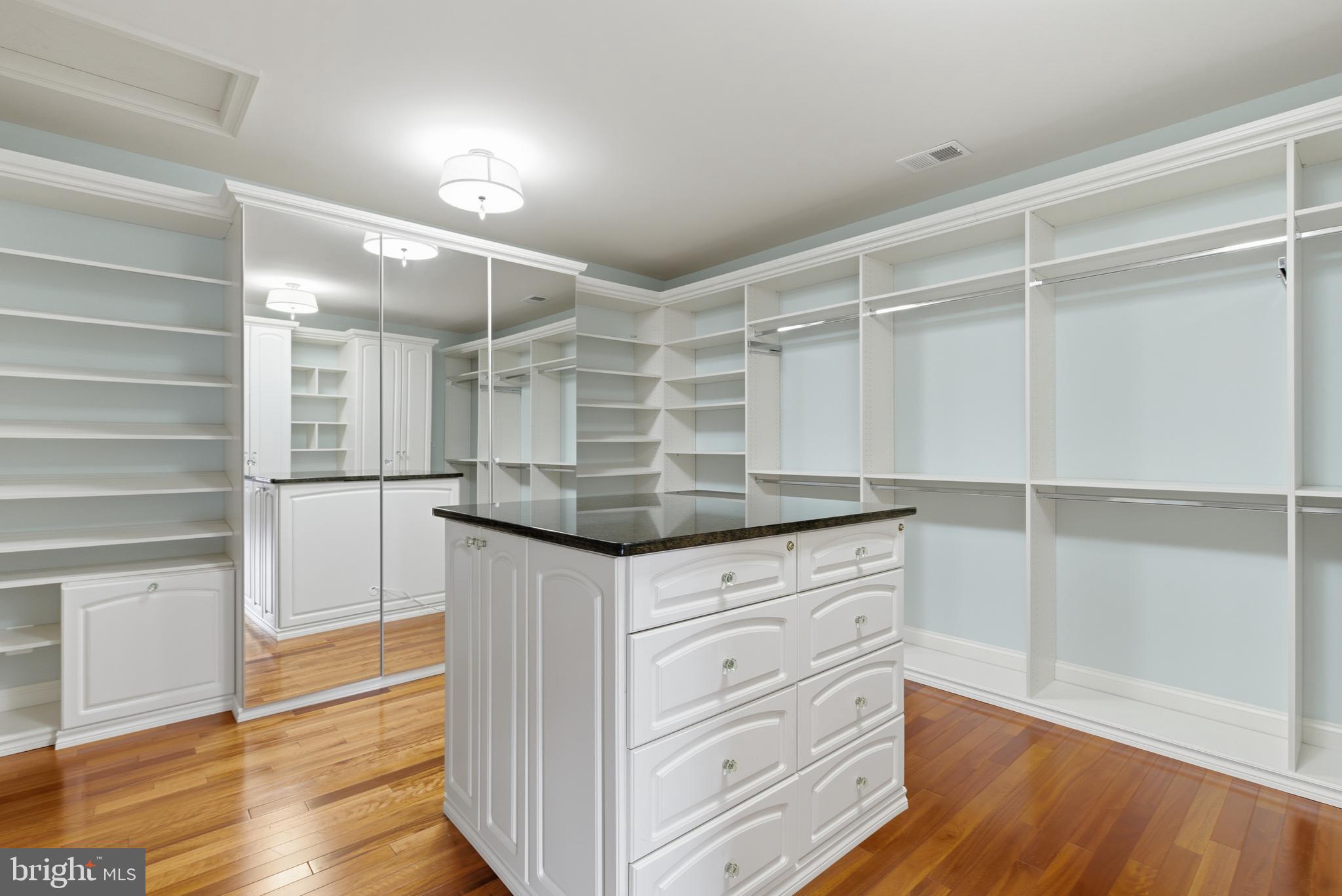 BELMONT COUNTRY CLUB - Residential