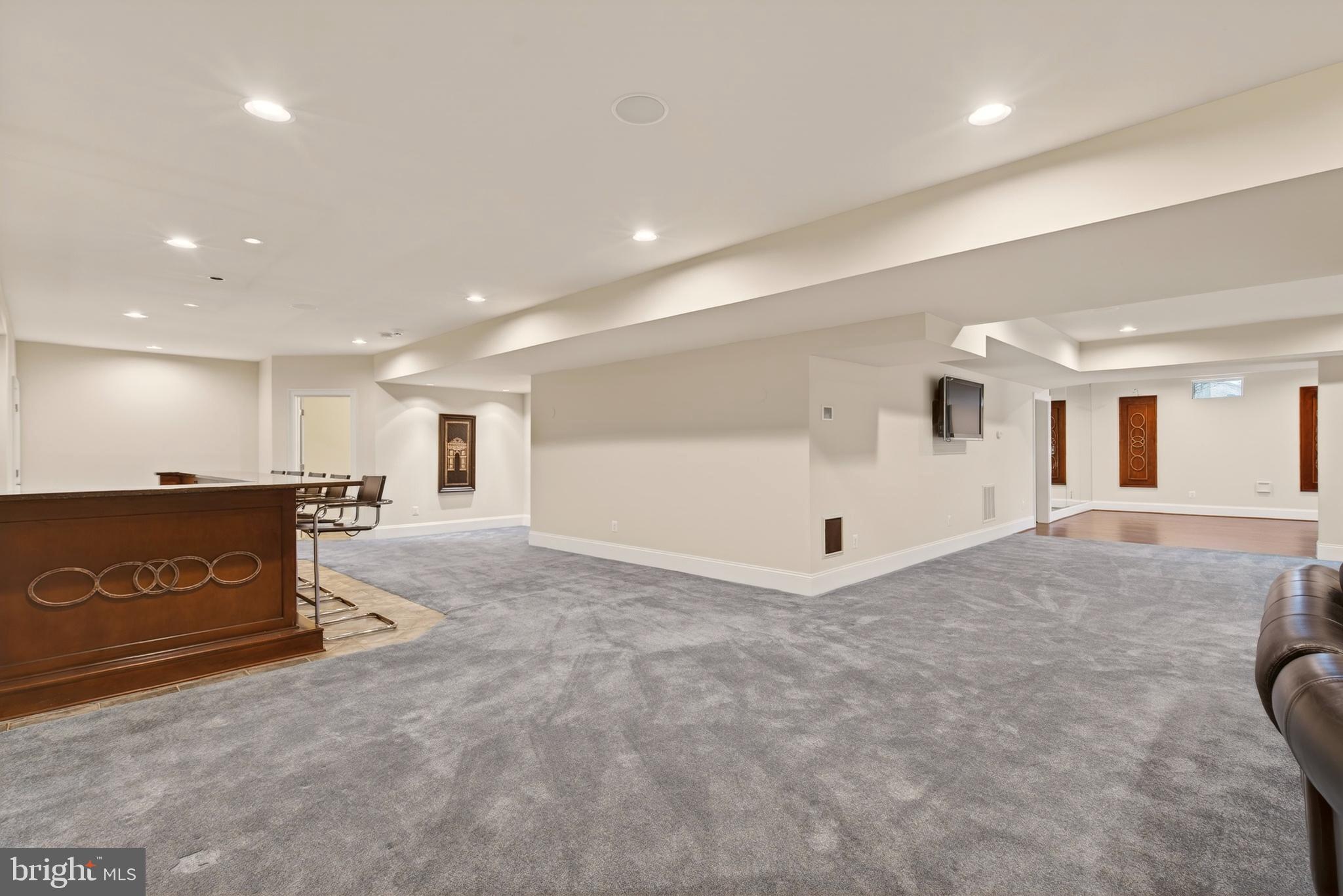 BELMONT COUNTRY CLUB - Residential