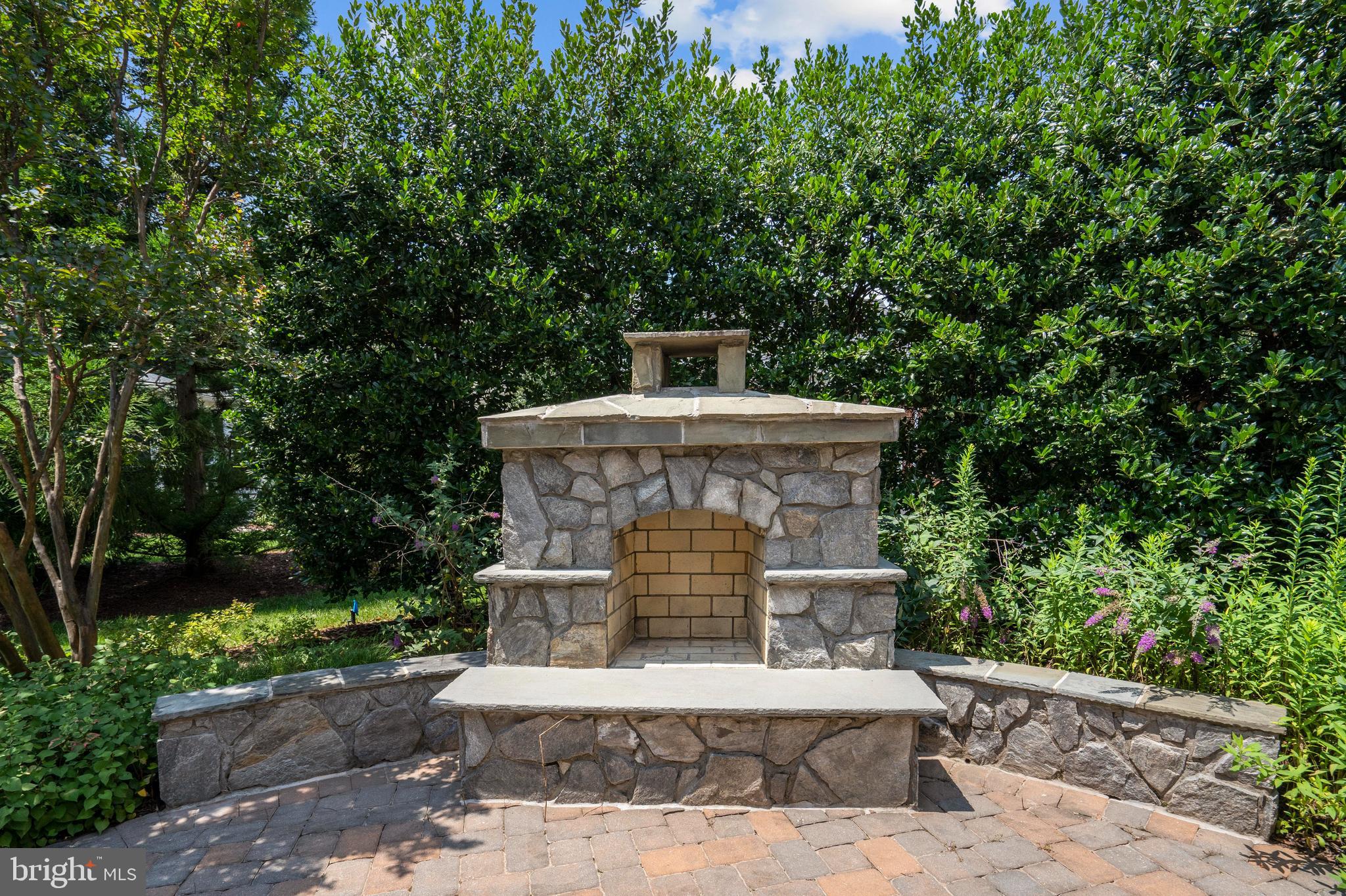BELMONT COUNTRY CLUB - Residential