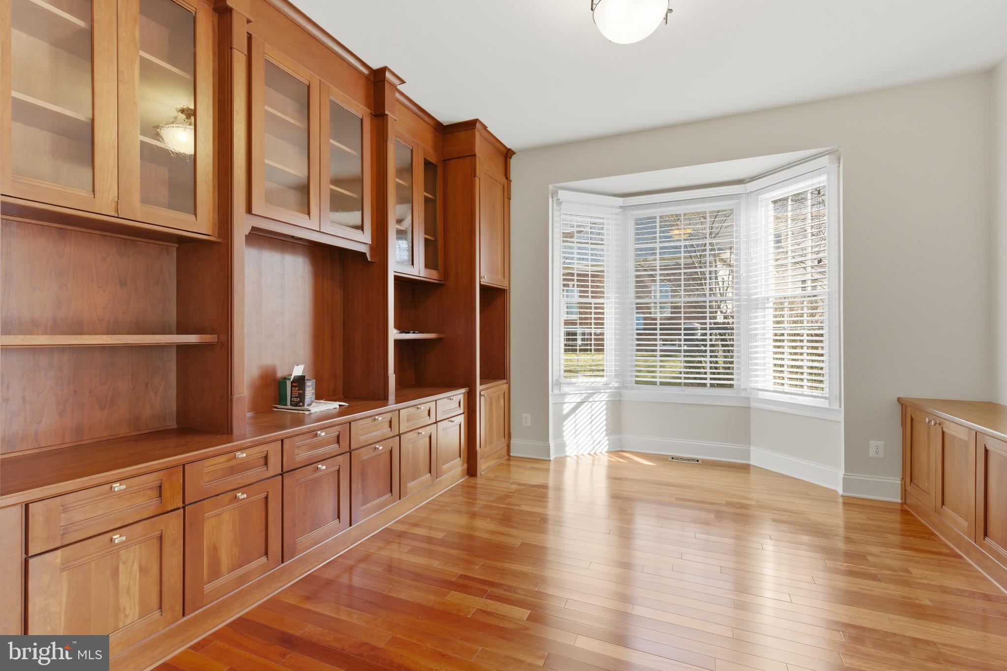 BELMONT COUNTRY CLUB - Residential