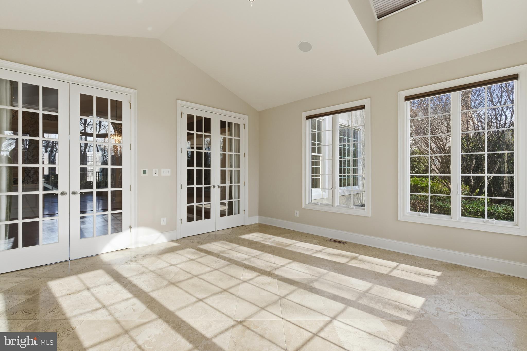 BELMONT COUNTRY CLUB - Residential