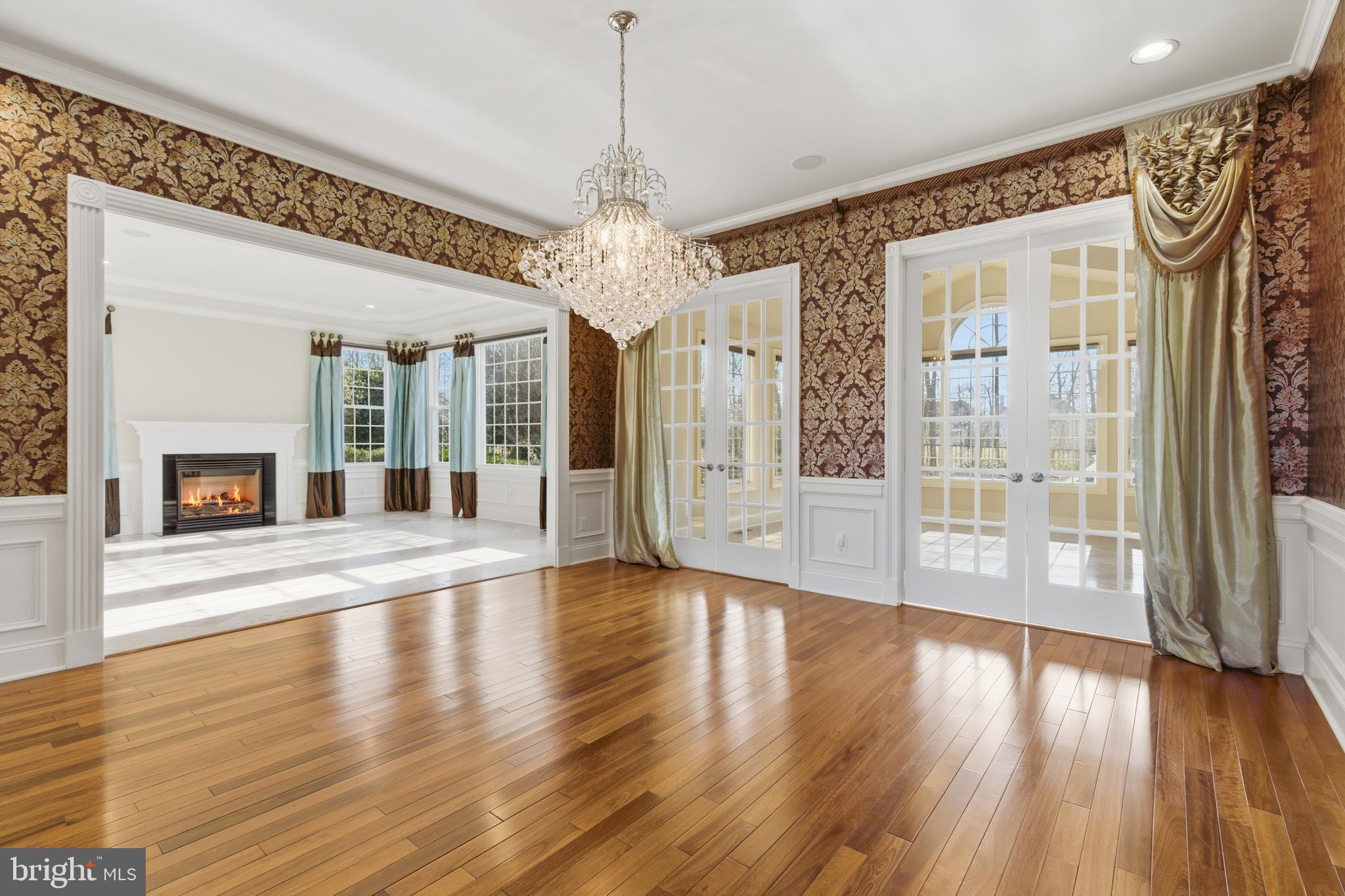 BELMONT COUNTRY CLUB - Residential