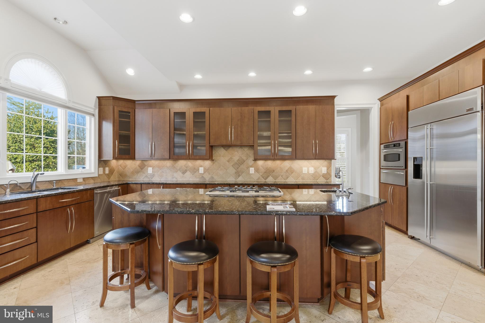 BELMONT COUNTRY CLUB - Residential