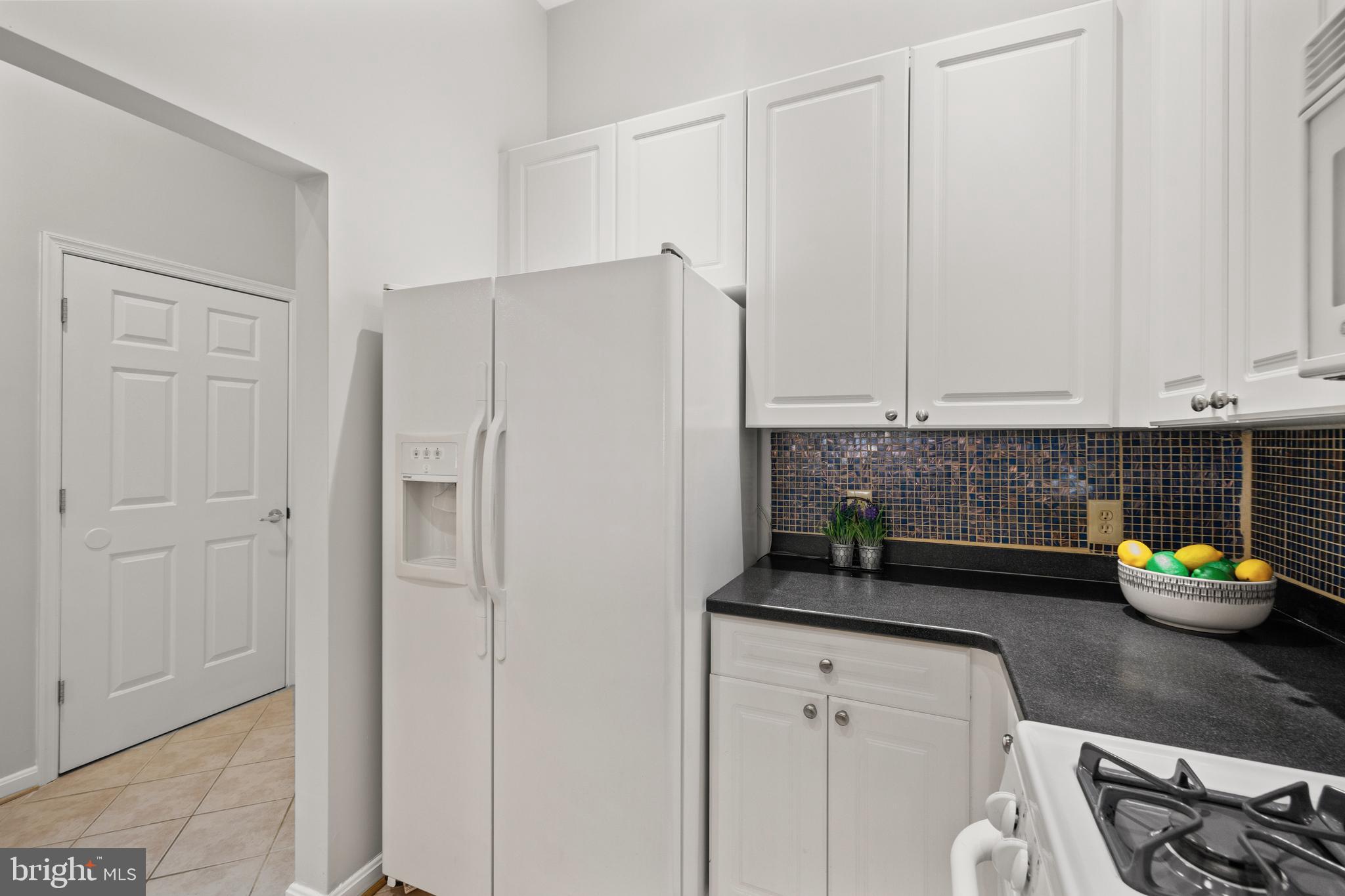 CAMERON STATION - Residential