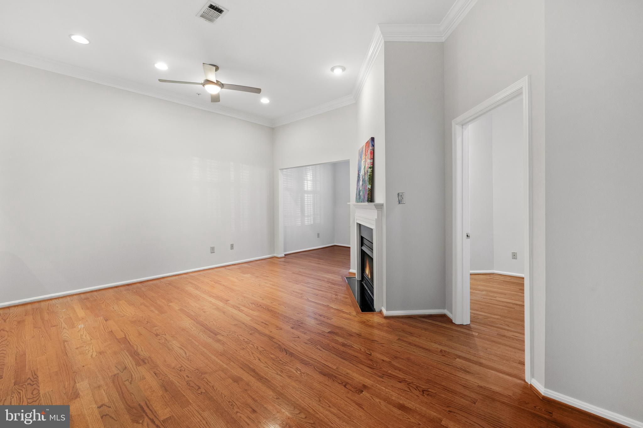 CAMERON STATION - Residential