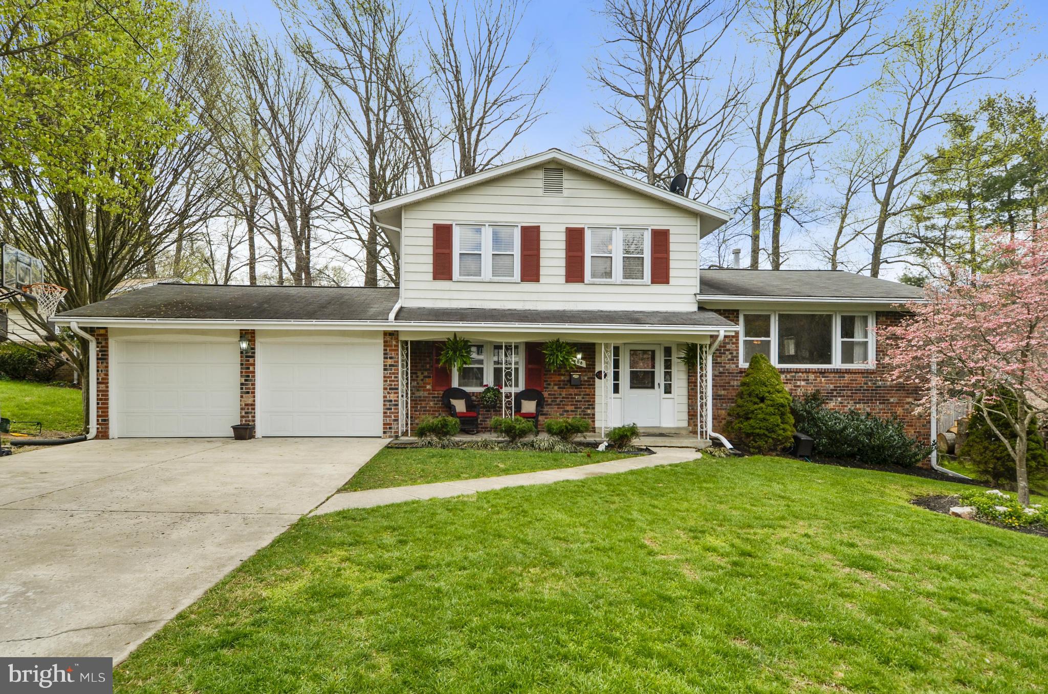 ROCK CREEK MANOR - Residential