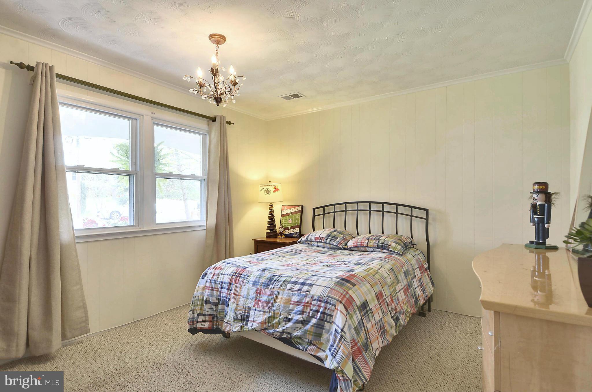ROCK CREEK MANOR - Residential