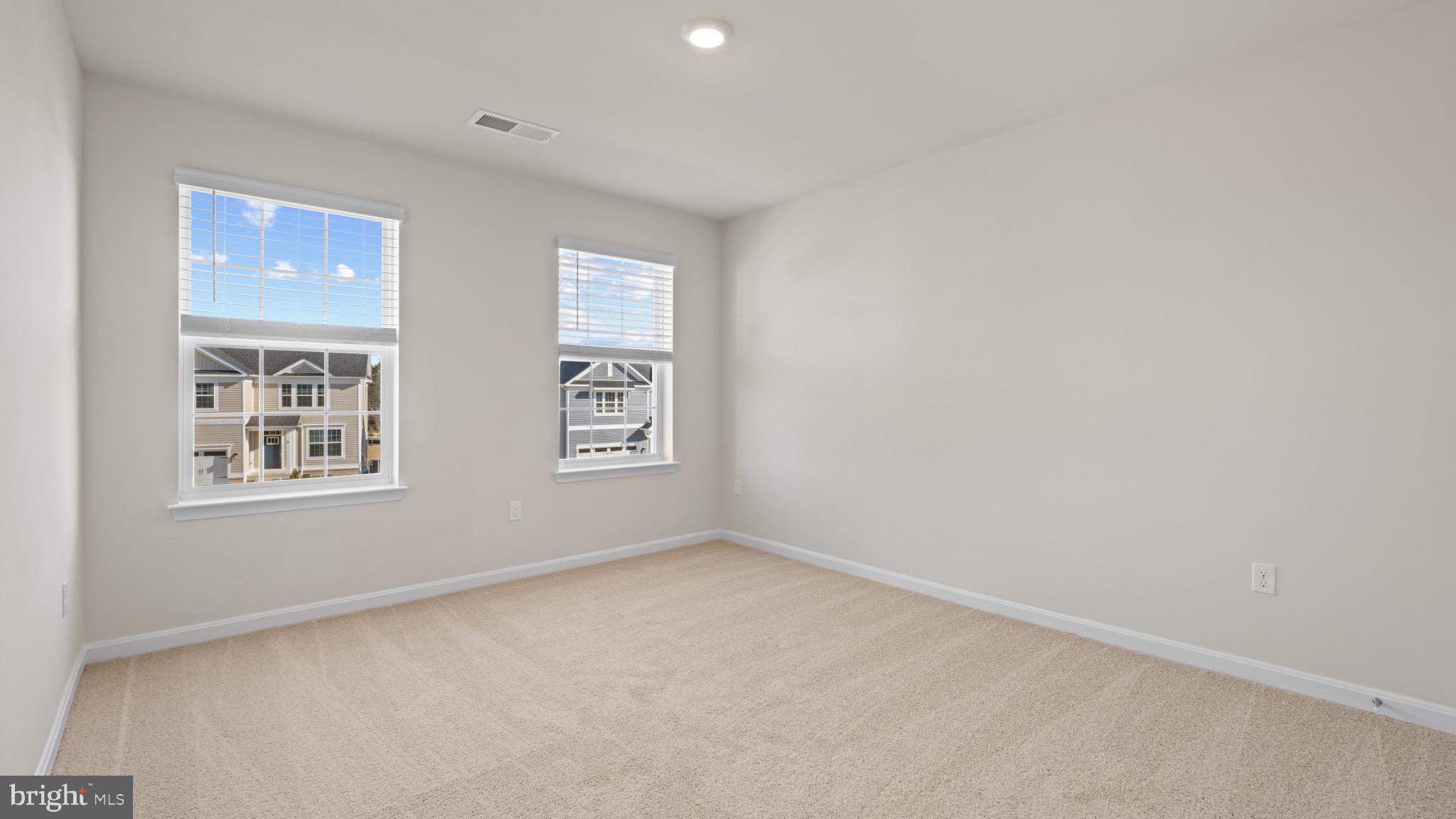 SUMMERVALE - Residential