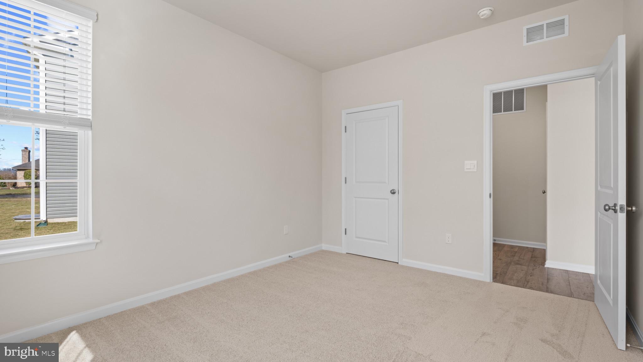 SUMMERVALE - Residential