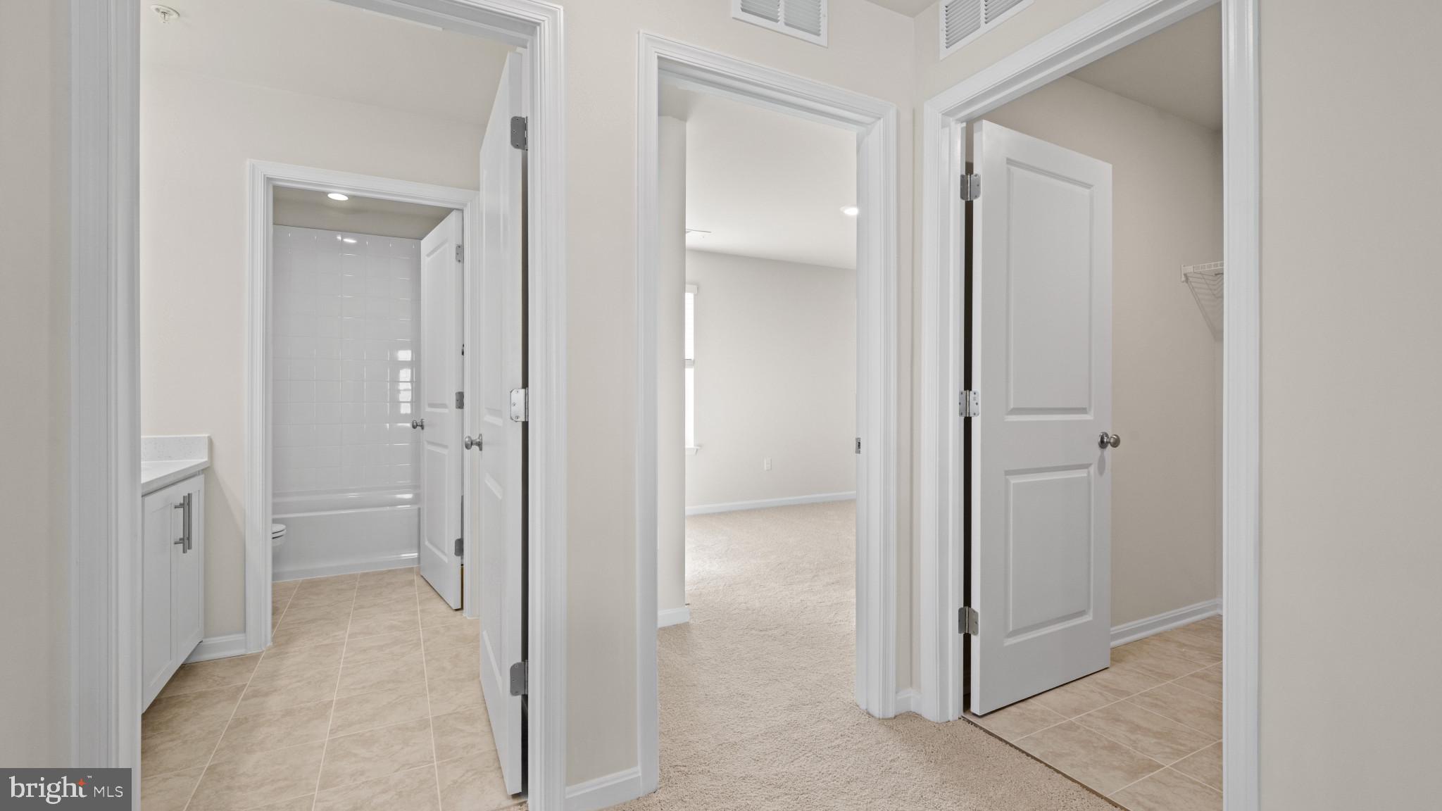 SUMMERVALE - Residential