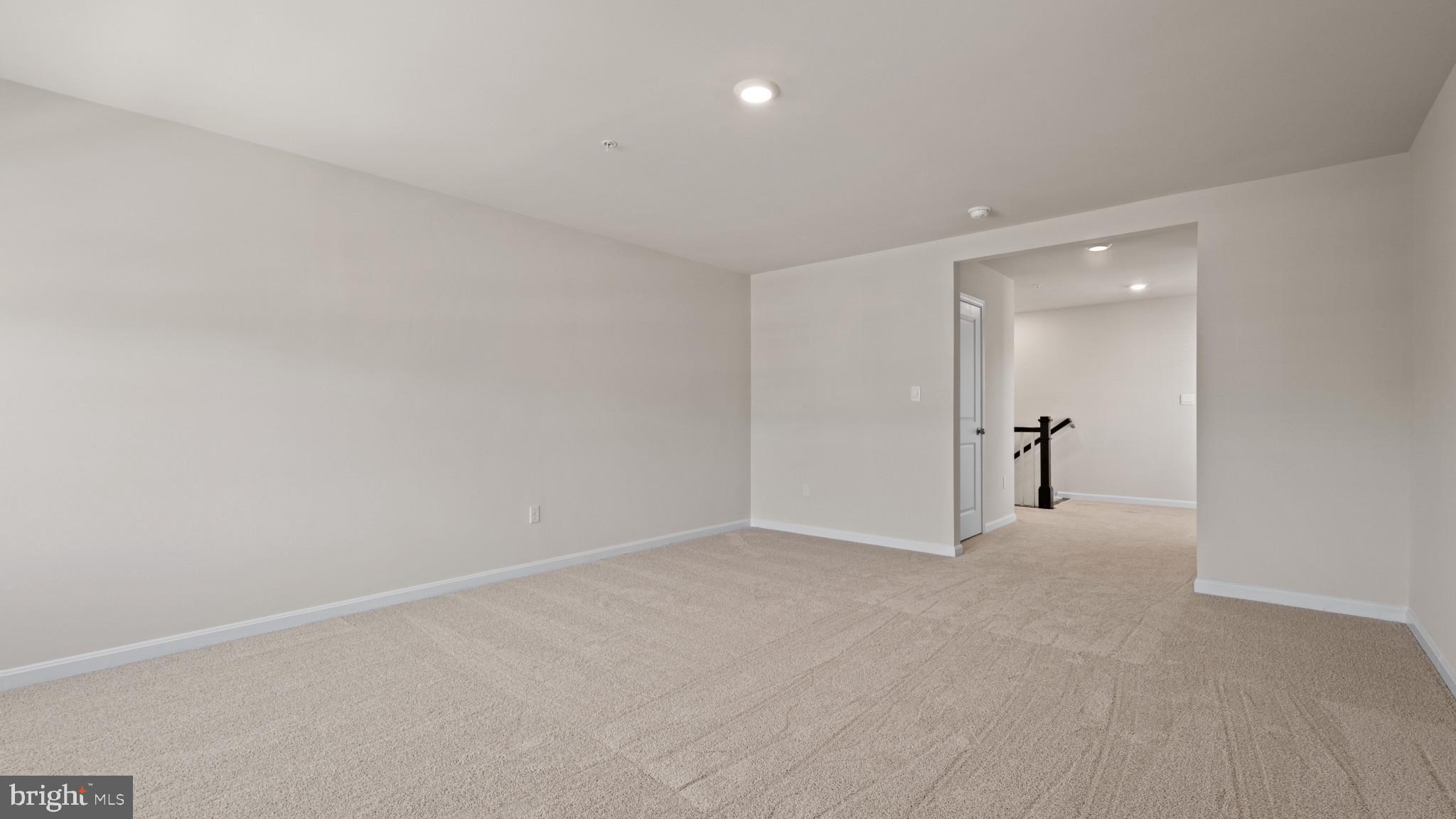 SUMMERVALE - Residential