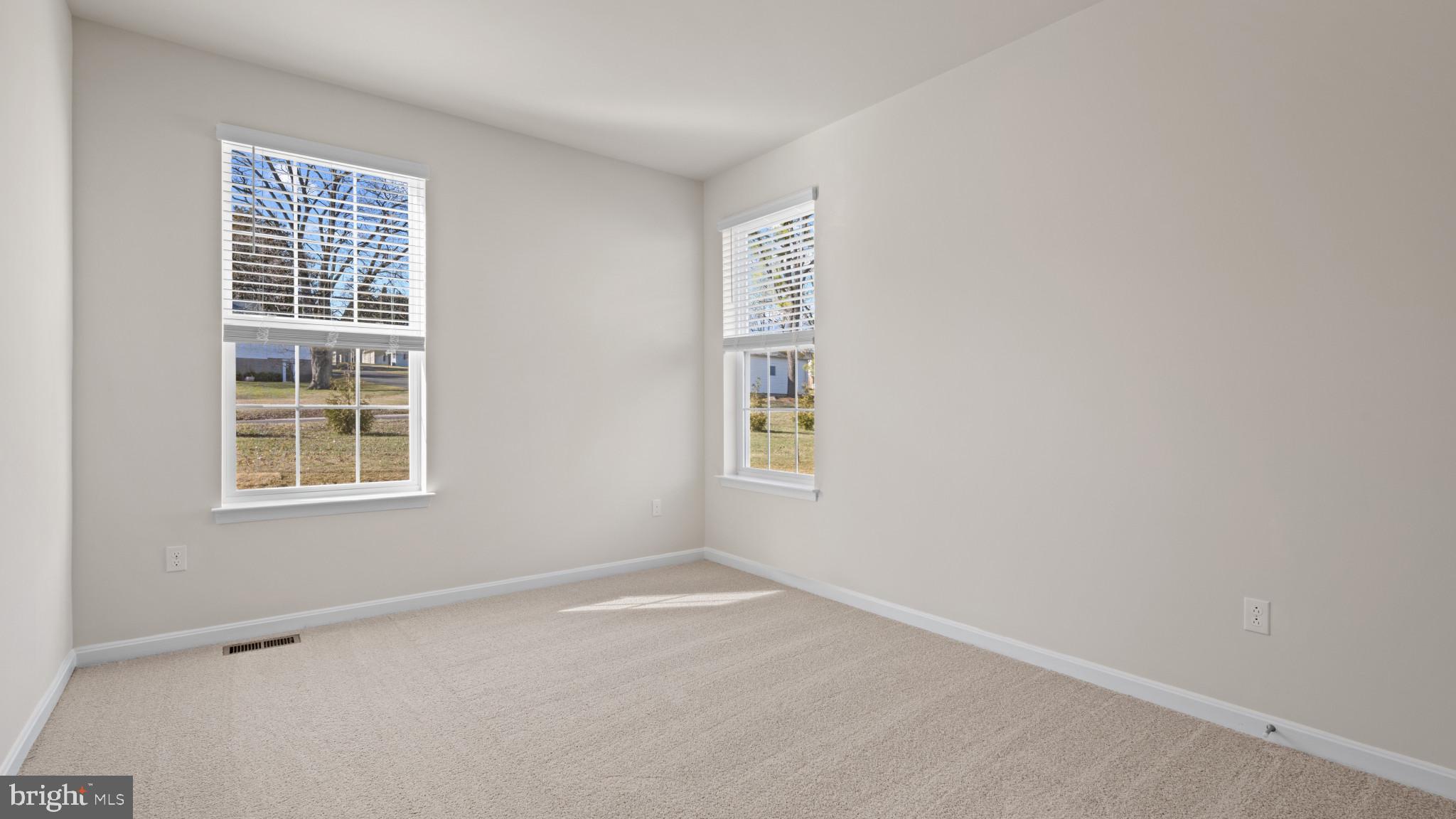 SUMMERVALE - Residential