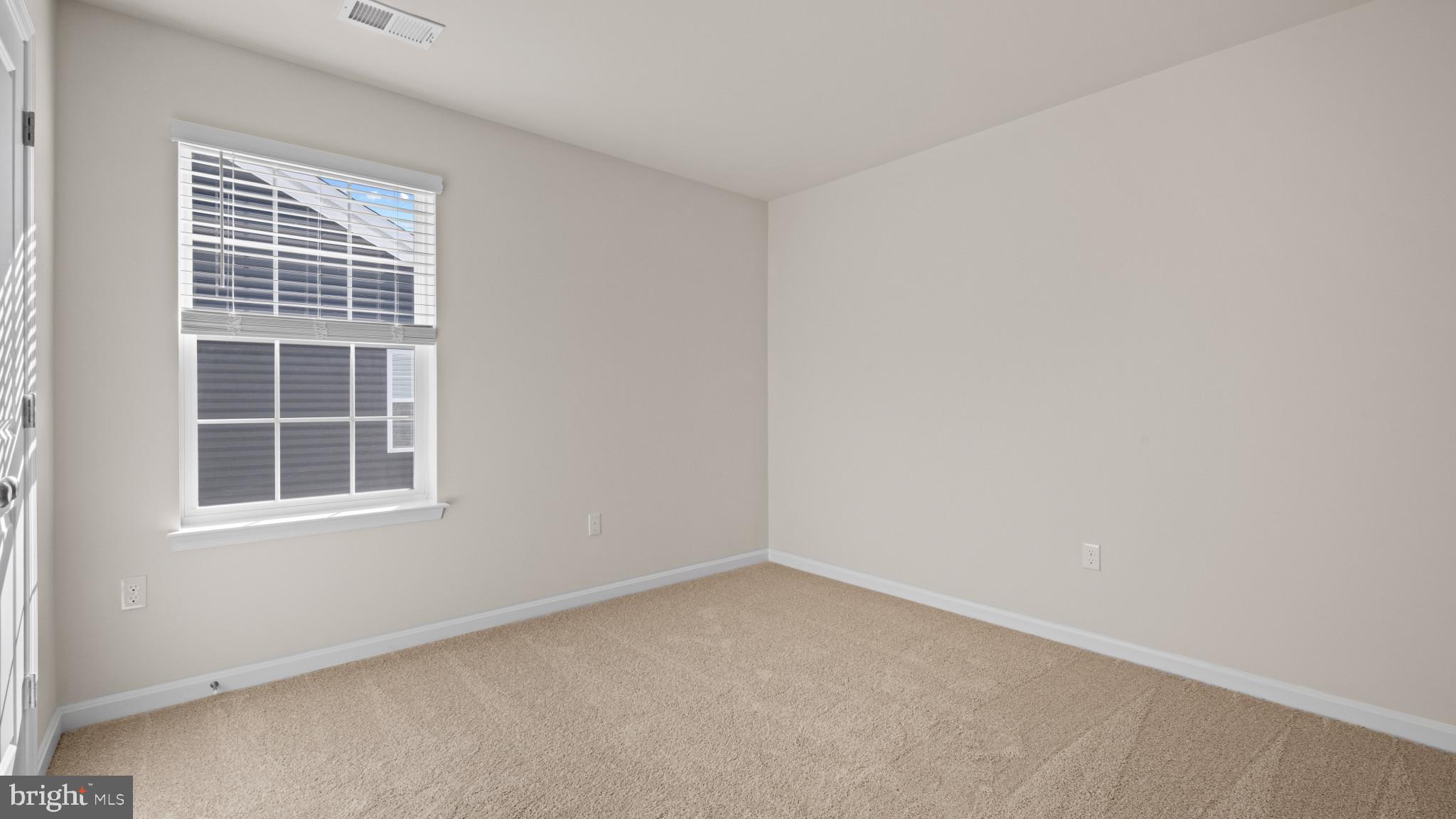 SUMMERVALE - Residential