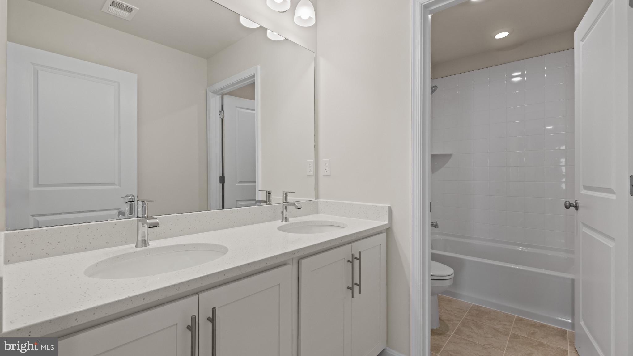SUMMERVALE - Residential