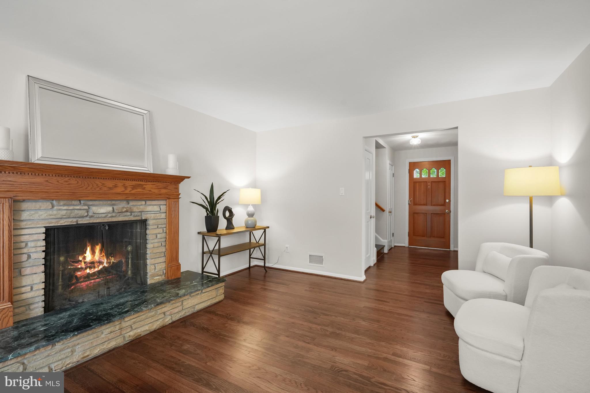 MAPLEWOOD - Residential