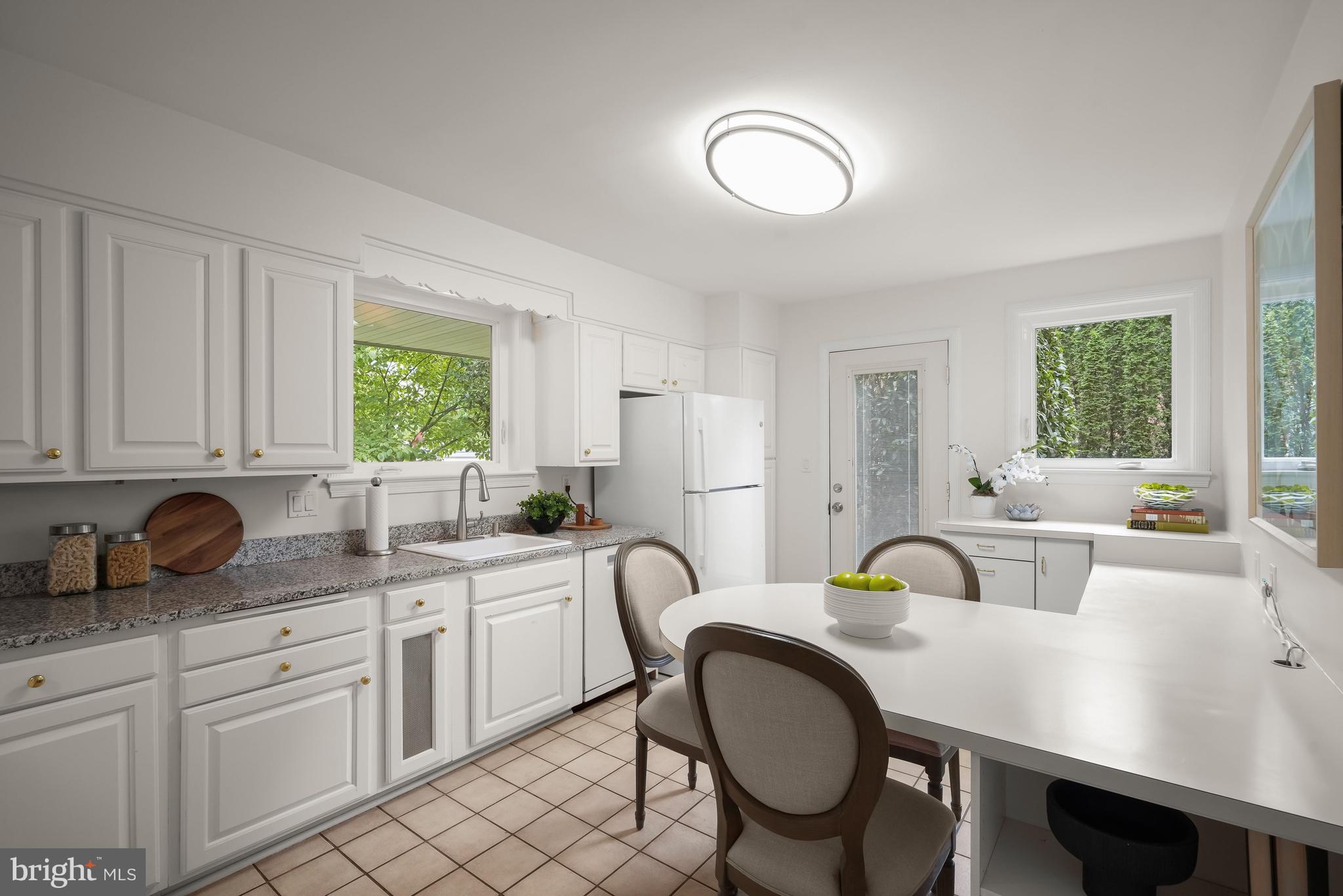 MAPLEWOOD - Residential