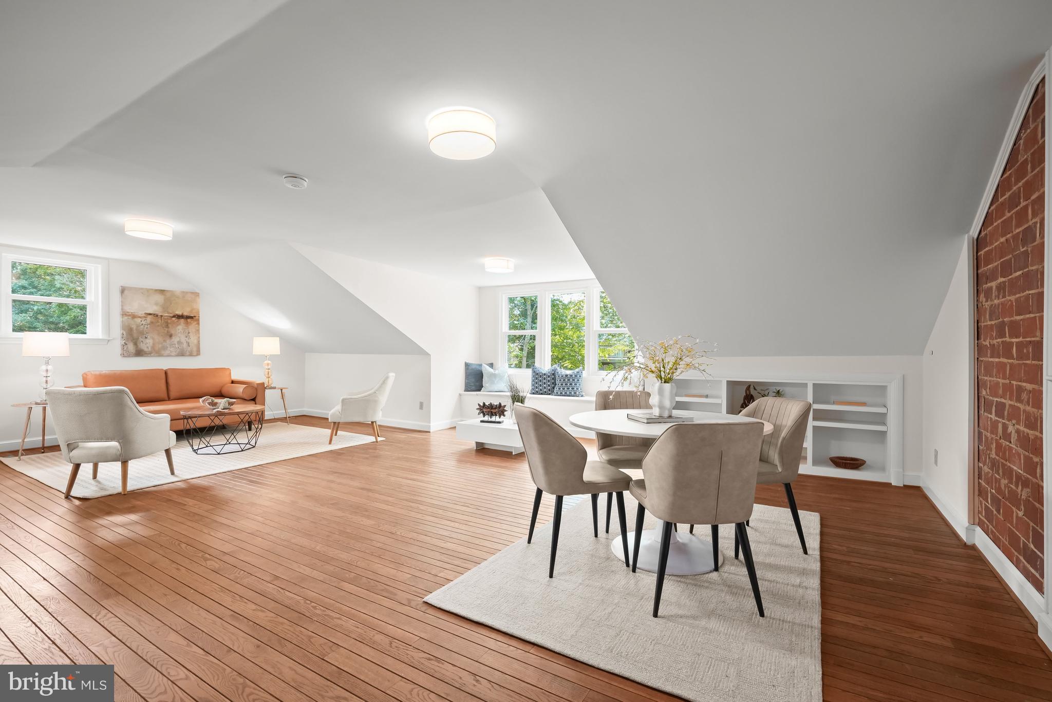 MAPLEWOOD - Residential