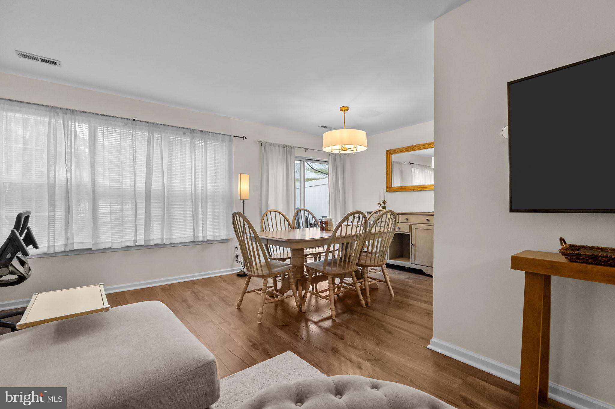 BROOKSTONE - Residential