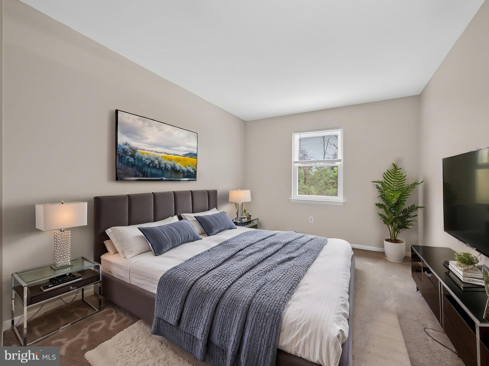 QUAKER GREEN - Residential
