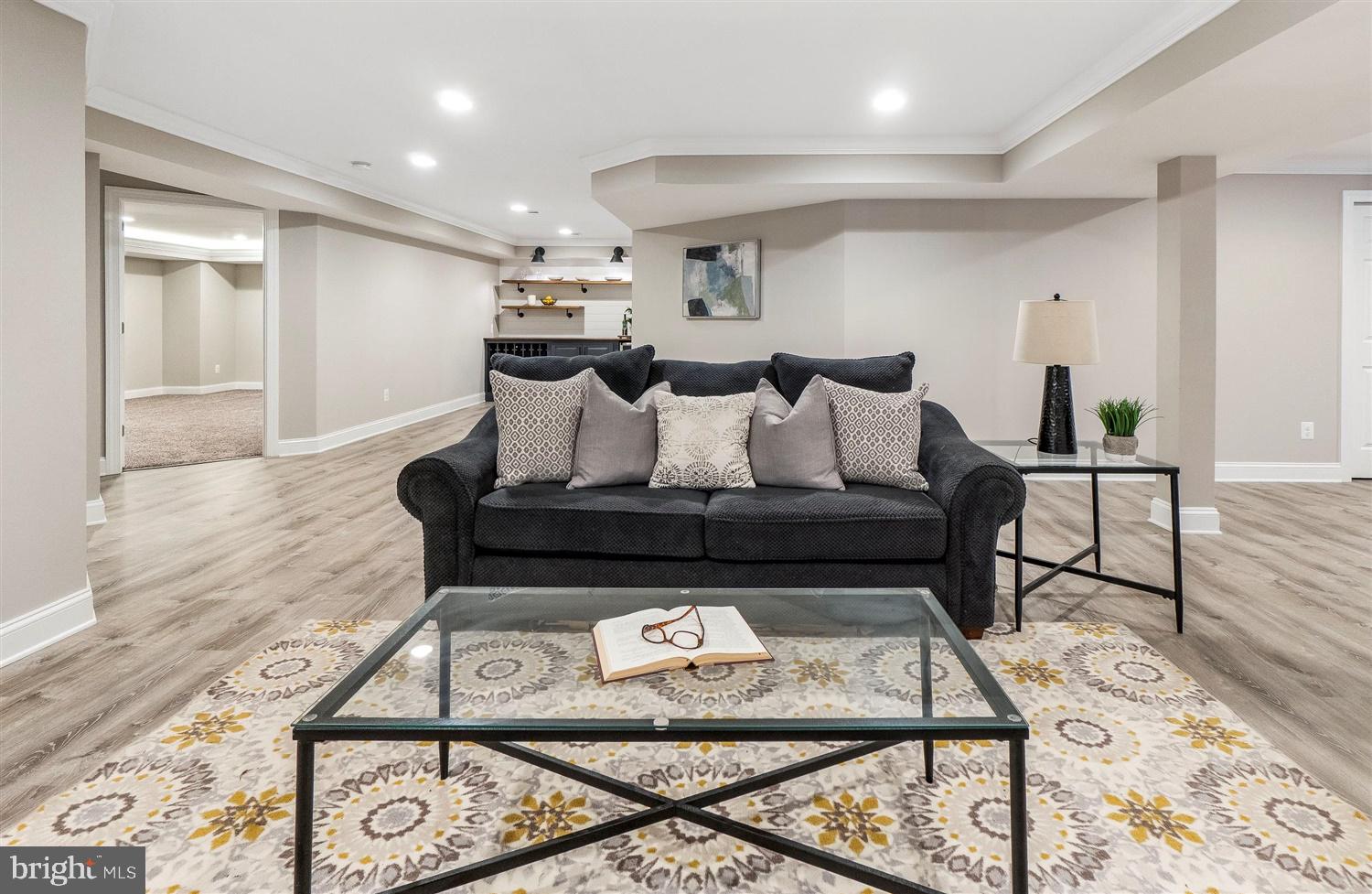 HUNT VALLEY CHASE - Residential