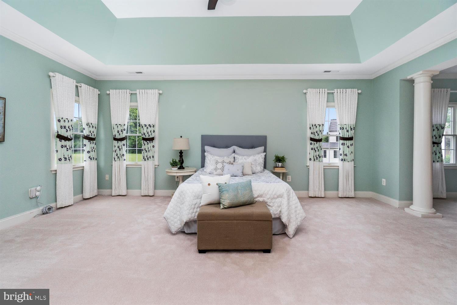 HUNT VALLEY CHASE - Residential