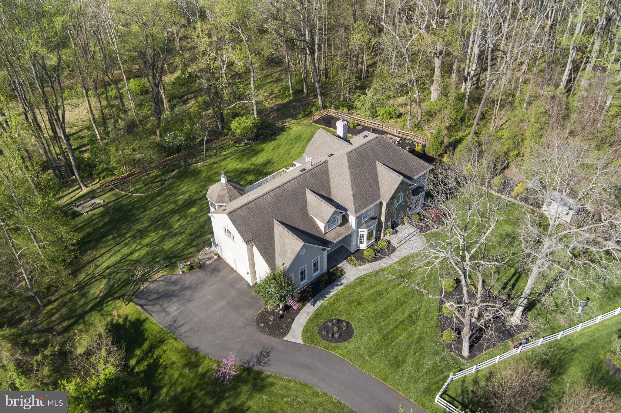 HUNTERS STATION - Residential