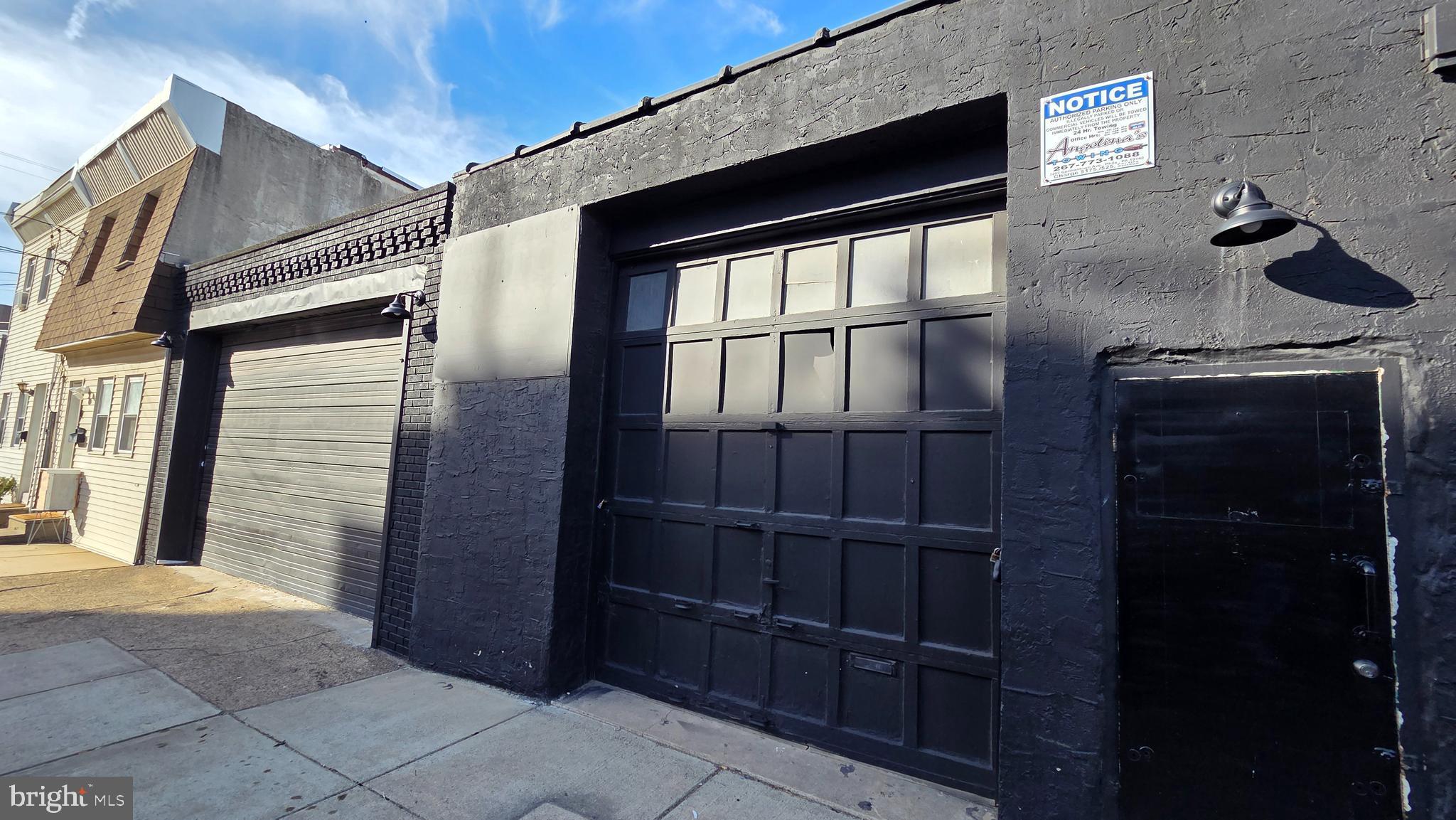 EAST KENSINGTON - Commercial Sale