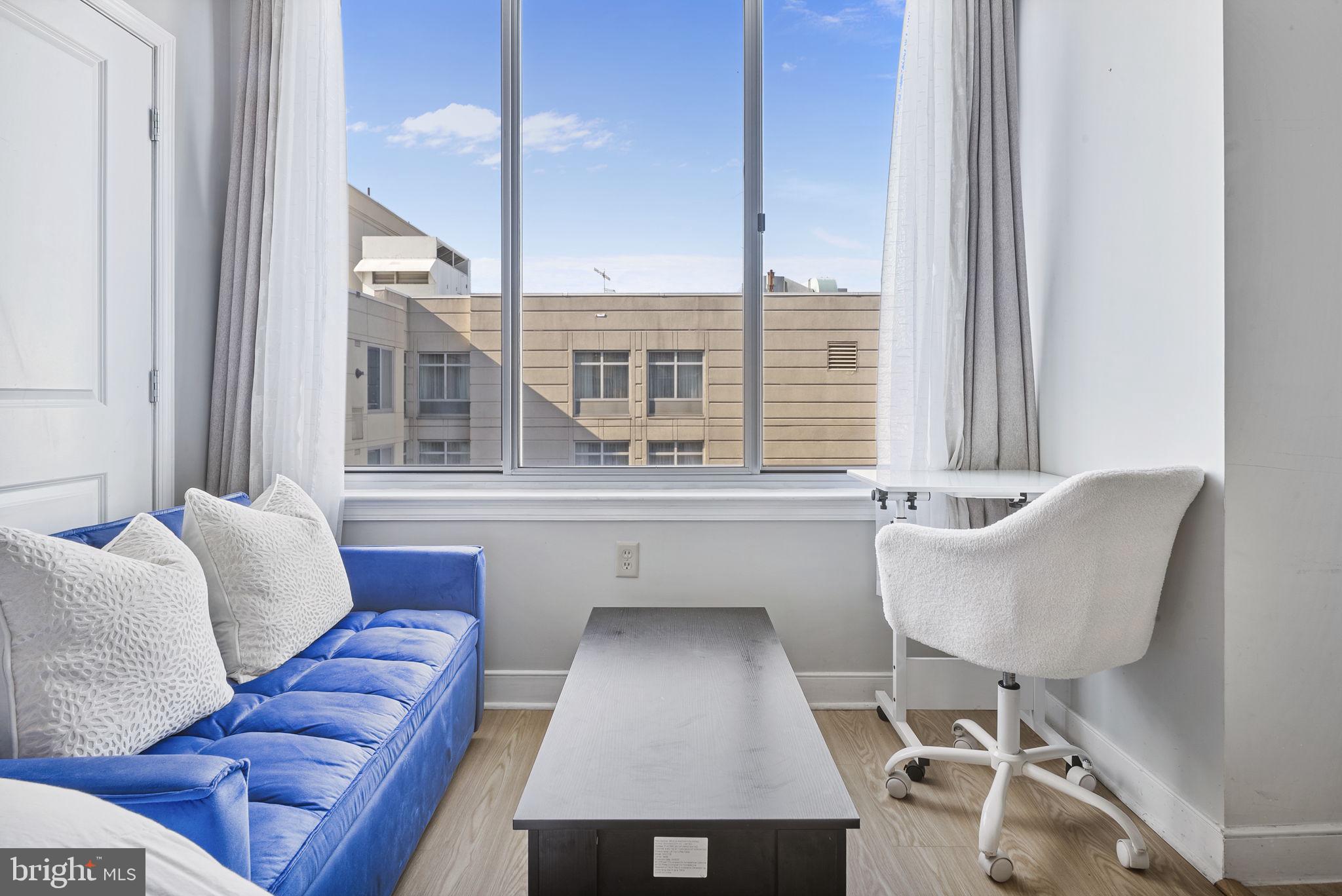 MT VERNON SQUARE - Residential