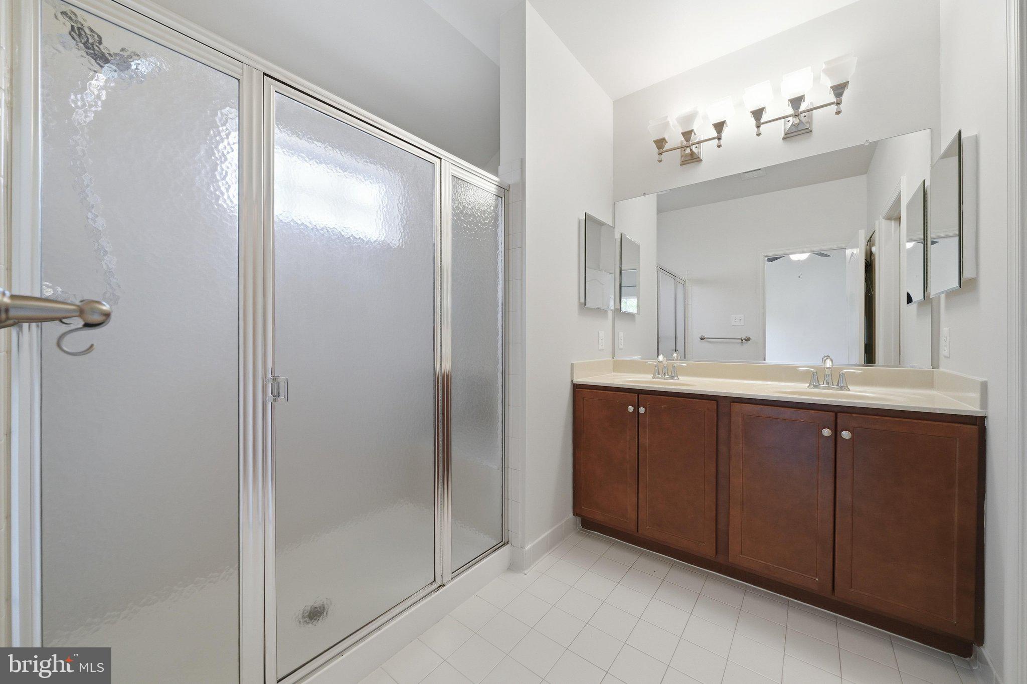 EMERSON - Residential